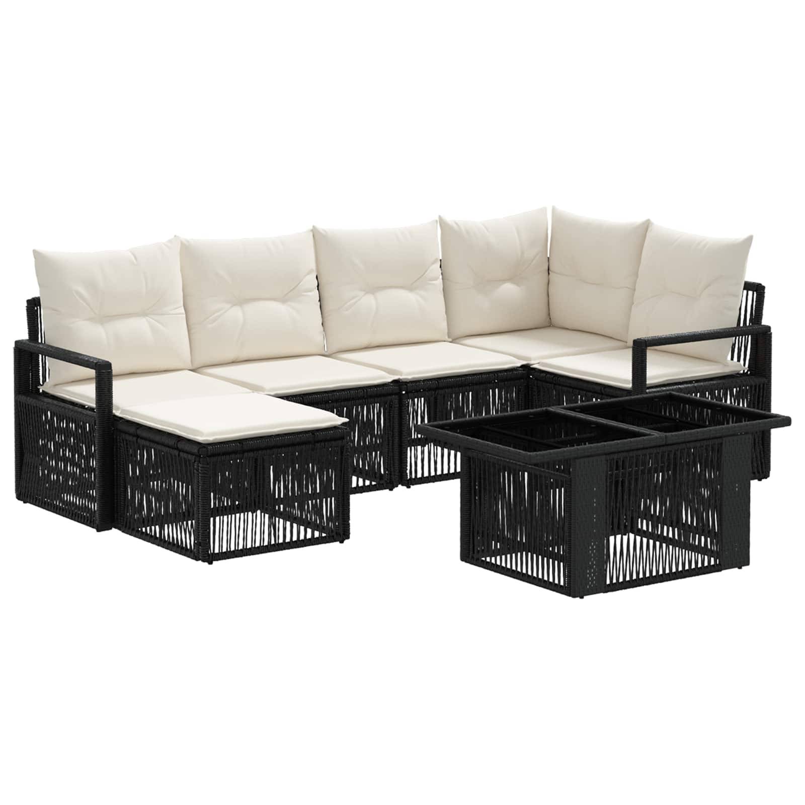 Schwarzes Rattan-Außensektionssofa mit cremefarbenen Kissen und passendem Couchtisch mit Glastischplatte