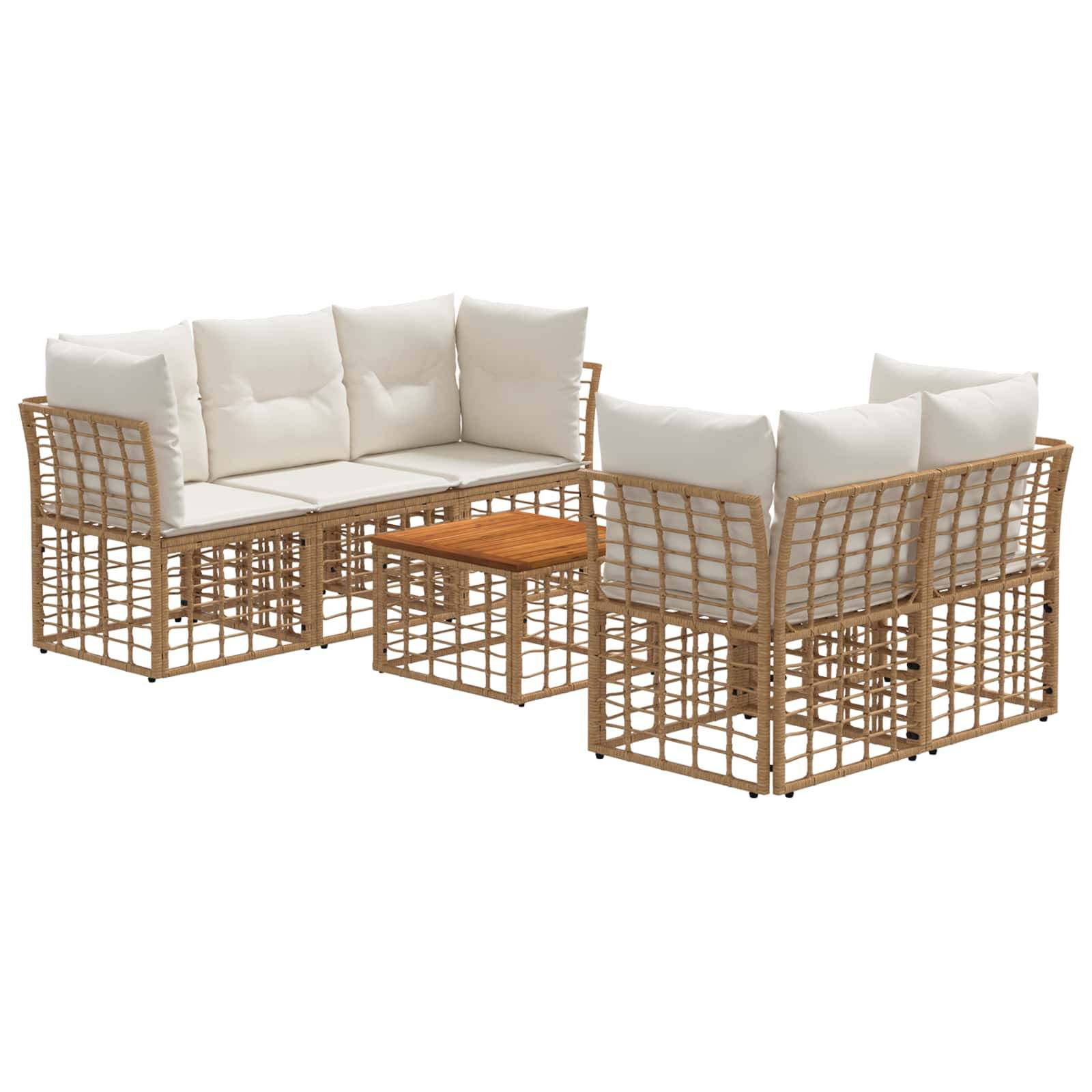 Dreiteiliges Outdoor-Sitzmöbel-Set aus Polyrattan mit zwei gepolsterten Zweisitzern und einem passenden Couchtisch mit Holzplatte auf weißem Hintergrund.