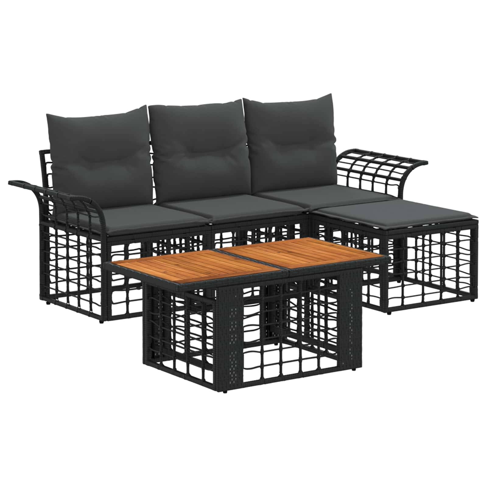 Schwarzes Rattan-Außensektional-Sofa mit grauen Kissen und einem Couchtisch mit Holzplatte.