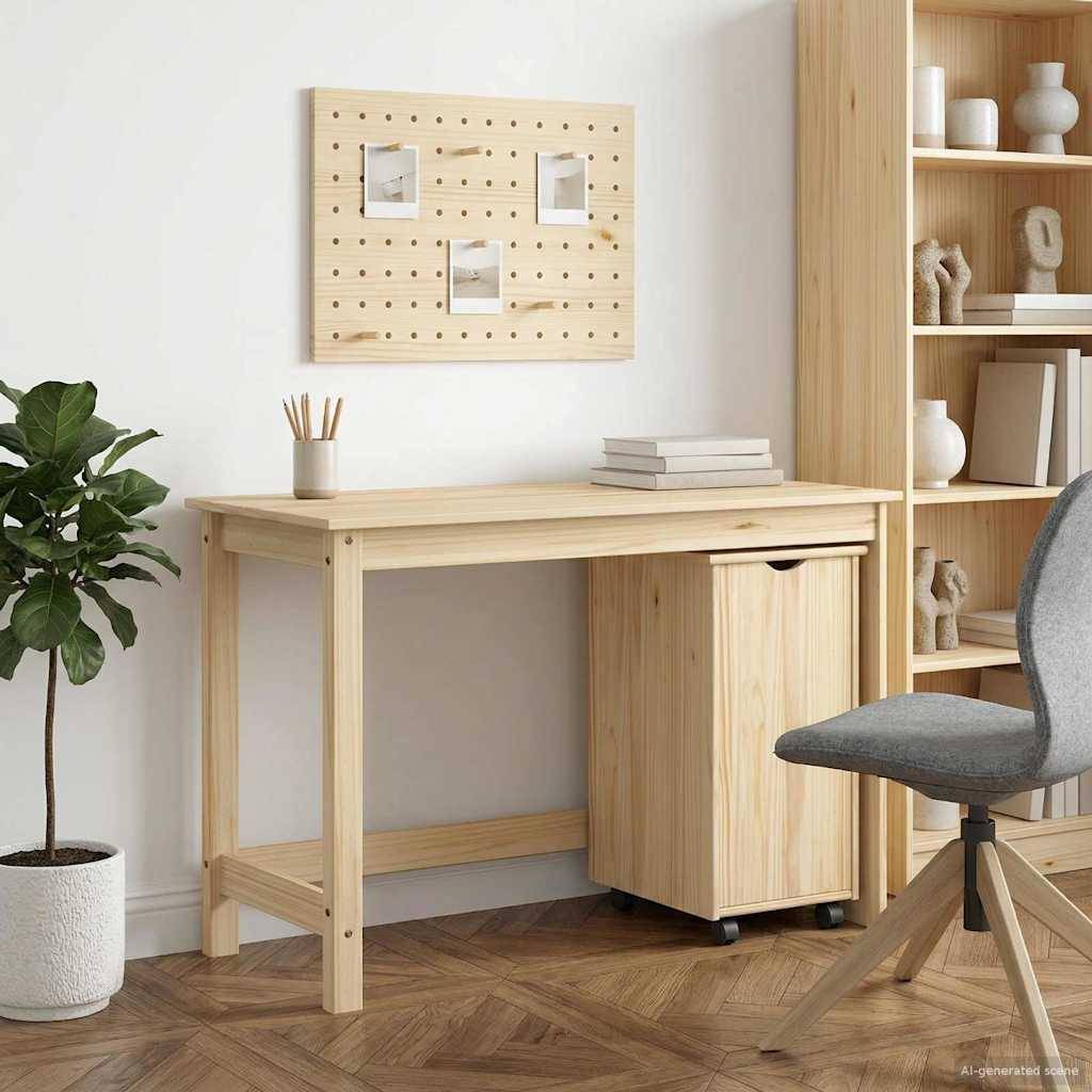 Minimales Homeoffice mit hellem Holzschreibtisch, Lochbrett-Organizer, Topfpflanze, Bücherregal und grauem Stuhl auf Fischgrät-Parkett.