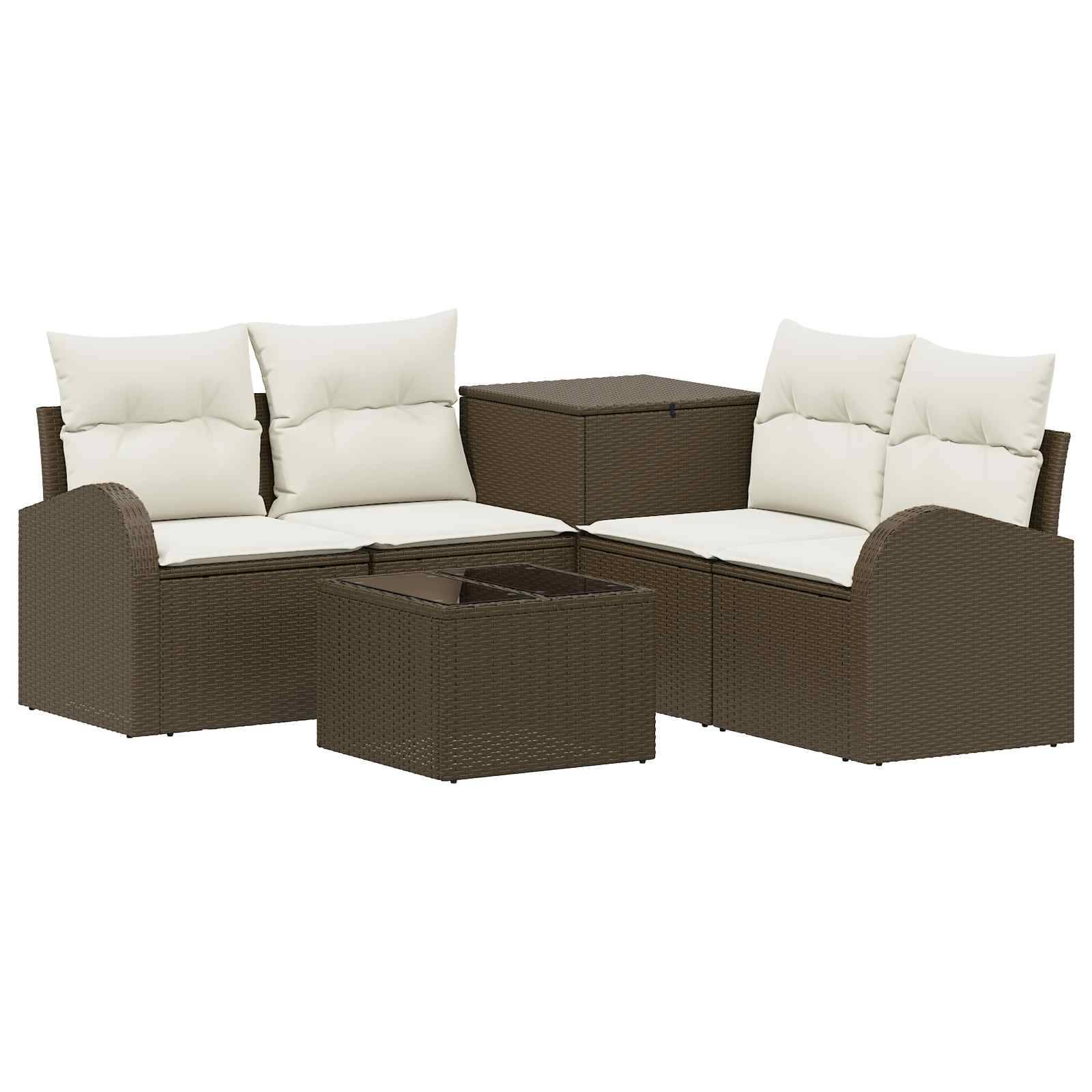 Braunes Rattanpolster-Sitzelementset mit cremefarbenen Kissen, passenden Ottomanen und einem quadratischen Couchtisch