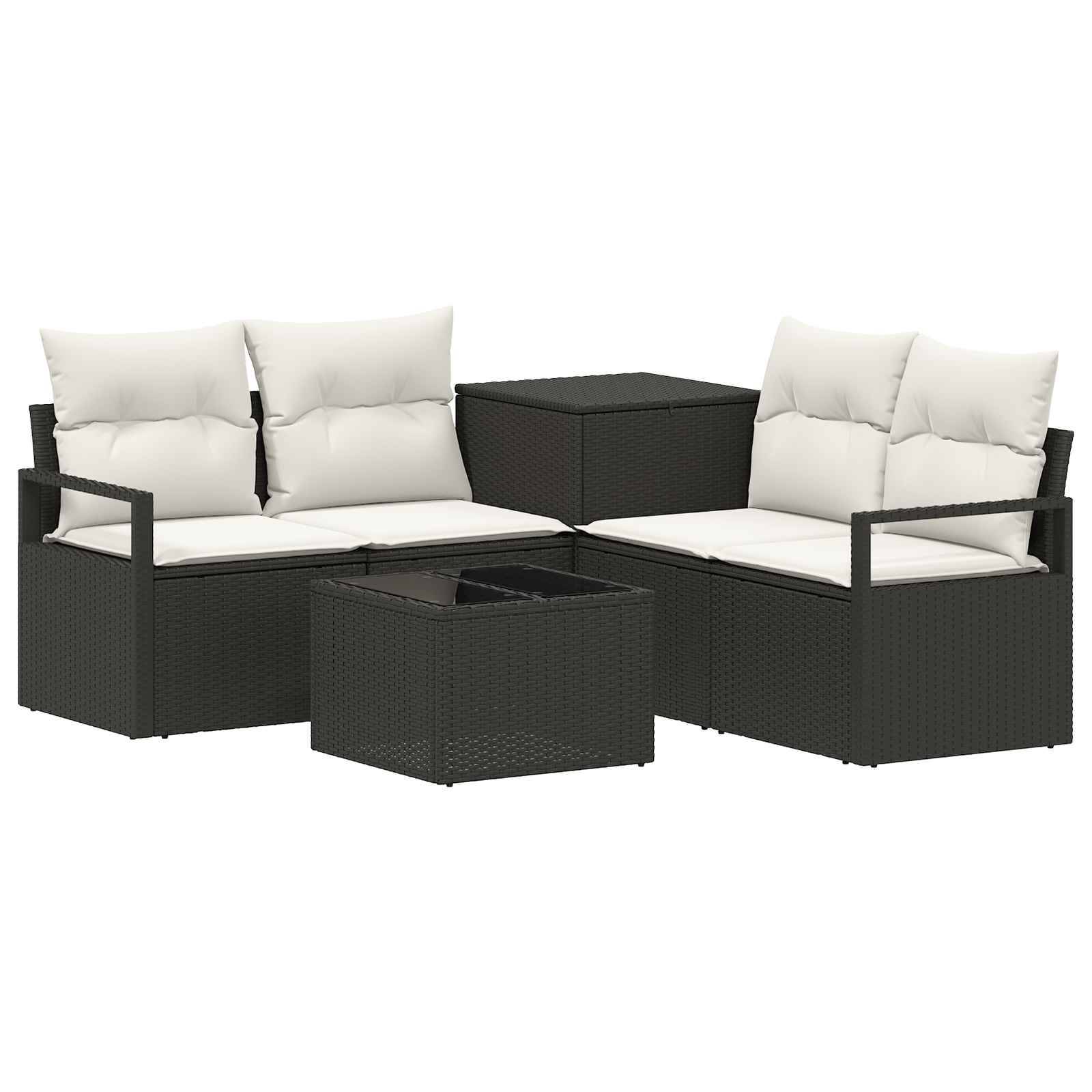 Schwarzes Rattan-Außensofa-Set mit weißen Kissen, bestehend aus zwei Zweisitzern, einem quadratischen Ottomane und einem passenden Beistelltisch.