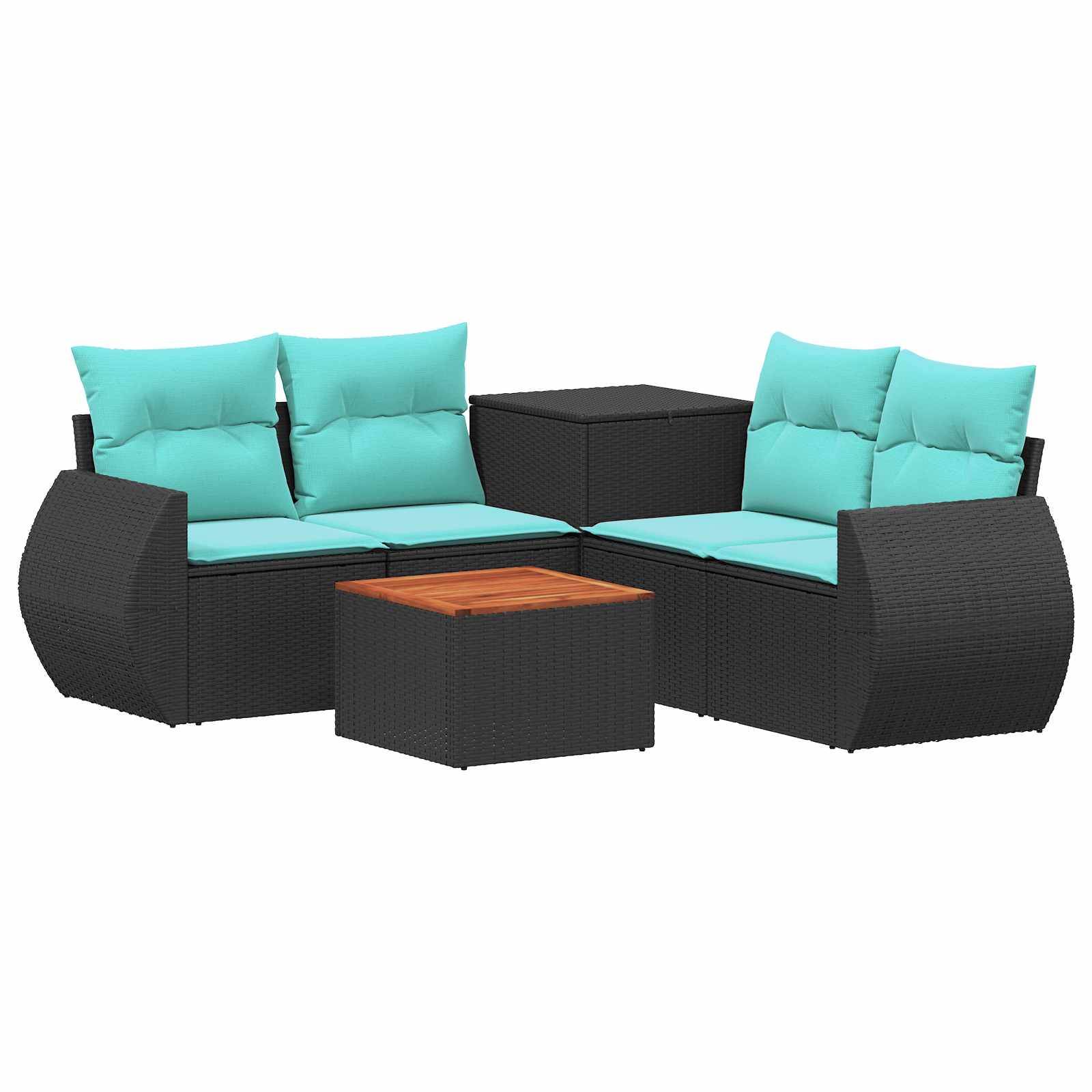 Schwarzes Korbgeflecht-Außenbereich-Ecksofa mit türkisfarbenen Kissen und zwei passenden quadratischen Tischen auf weißem Hintergrund