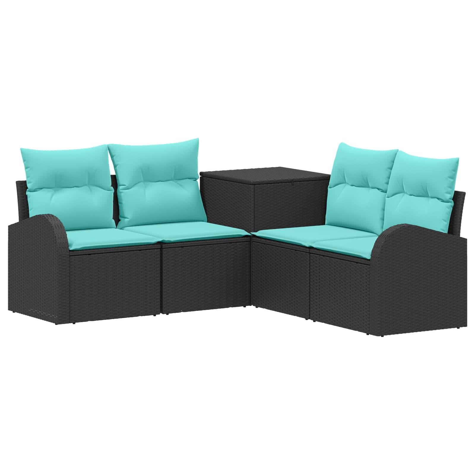 Schwarzes Rattan-Außensektional-Sofa mit türkisen Kissen und einem passenden Ecktisch auf weißem Hintergrund.