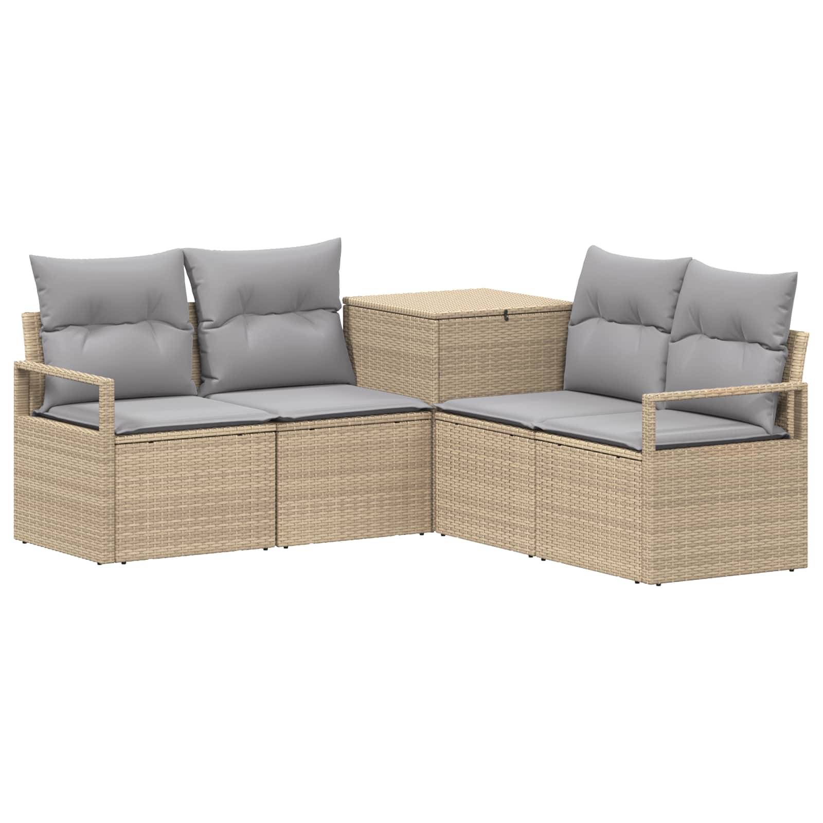 Beige-farbenes Polyrattan-Außensektionalsofa mit grauen Kissen und passendem Ecktisch.