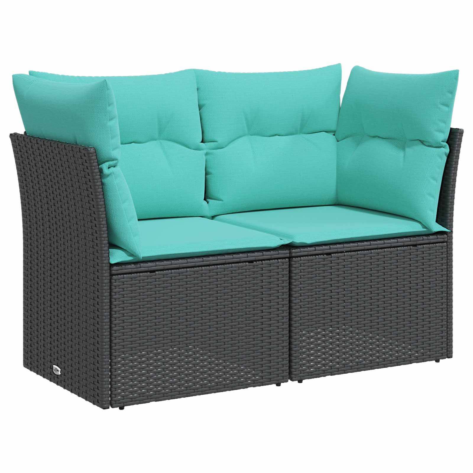 Zweisitziges Outdoor-Rattansofa mit dunkelgeflochtenem Rahmen und leuchtend türkisfarbenen Kissen auf weißem Hintergrund.