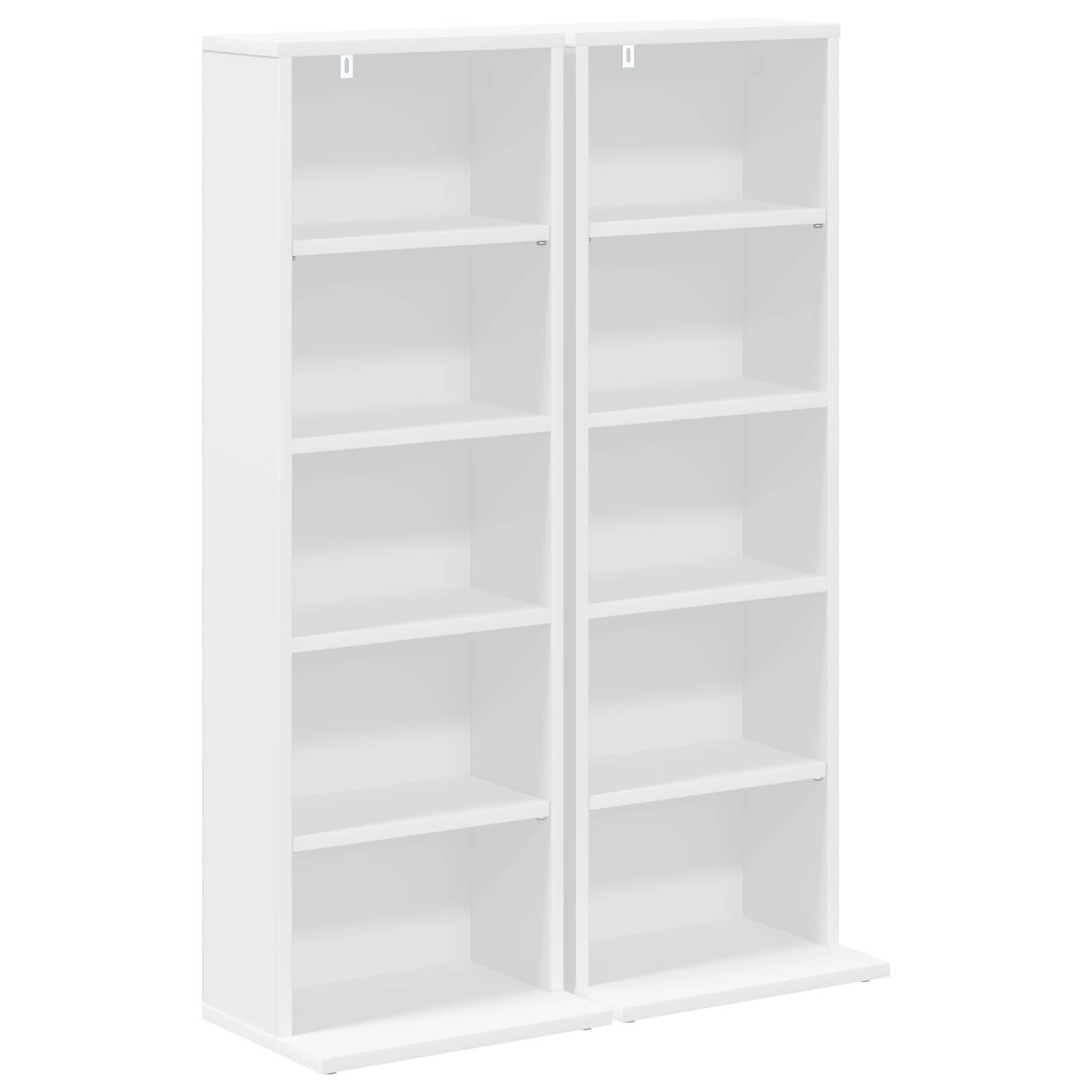 Weißer Doppeltür-Lagerschrank mit mehreren offenen Regalen zur Lagerorganisation.