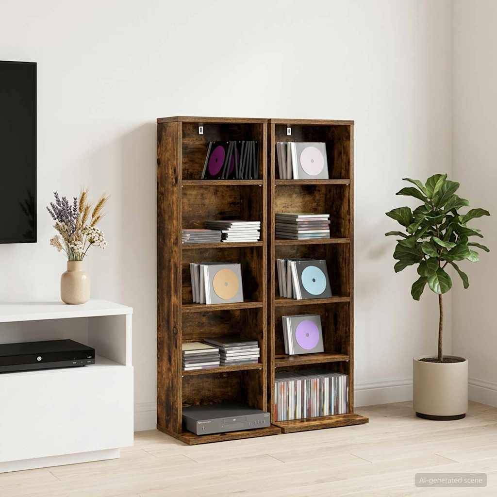 Holzregal gefüllt mit Schallplatten und Büchern neben einem Fernsehständer mit einer Blumenvase und einer Topfpflanze in einem hellen Raum.