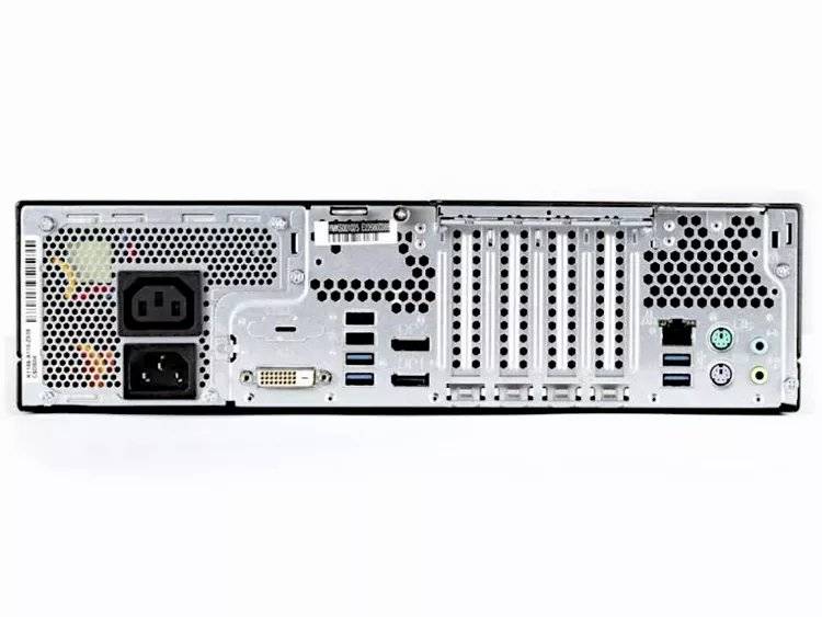 Rückansicht eines Desktop-Computer-Gehäuses mit Stromeingang, Video- und USB-Anschlüssen, Erweiterungssteckplätzen und Audio-Buchsen auf der Rückseite.