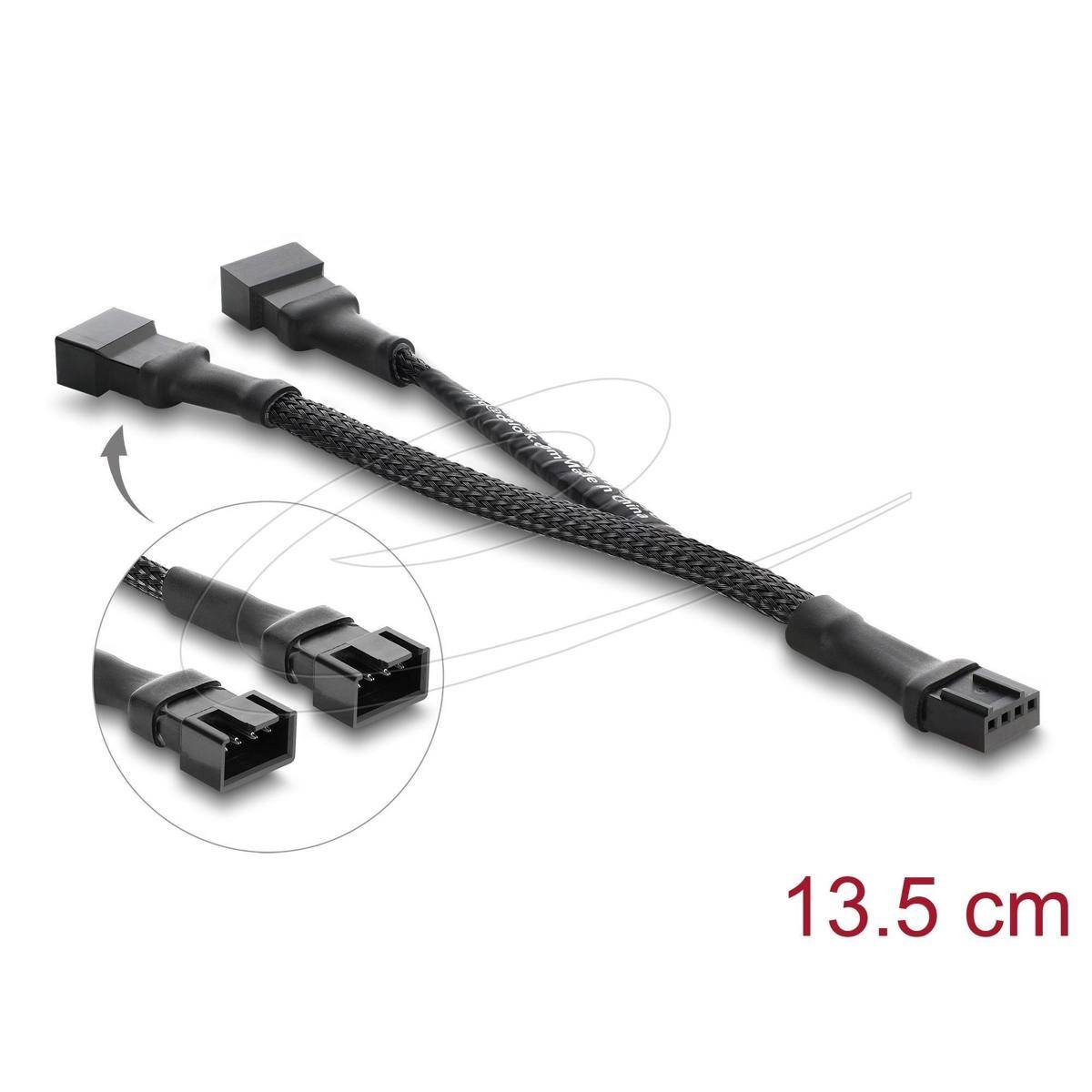 Geflochtenes Y-Splitter-Kabel mit zwei Stecker-Anschlüssen auf einer Seite und einem Buchsen-Anschluss auf der anderen Seite, mit einer Länge von 13,5 cm.