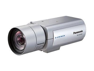 Silberne Panasonic i-PRO Sicherheitskamera mit großem frontalen Objektiv, auf weißem Hintergrund dargestellt.