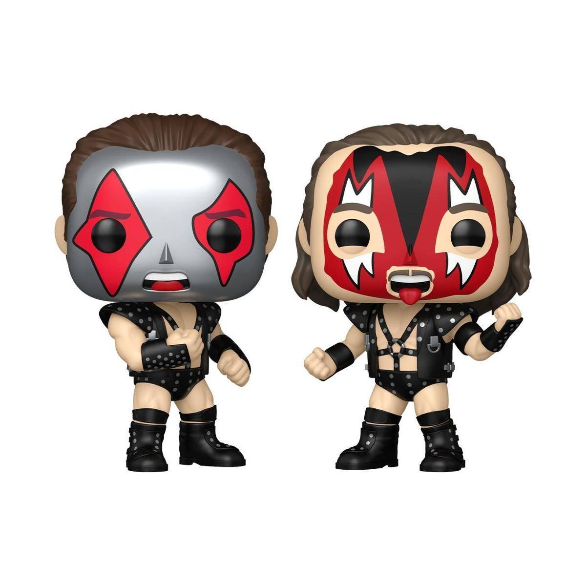 Zwei stilisierte Wrestling-Actionfiguren stehen nebeneinander, jede trägt schwarze Ausrüstung mit Nieten und bemalte Gesichtsmasken mit roten und silbernen Designs.