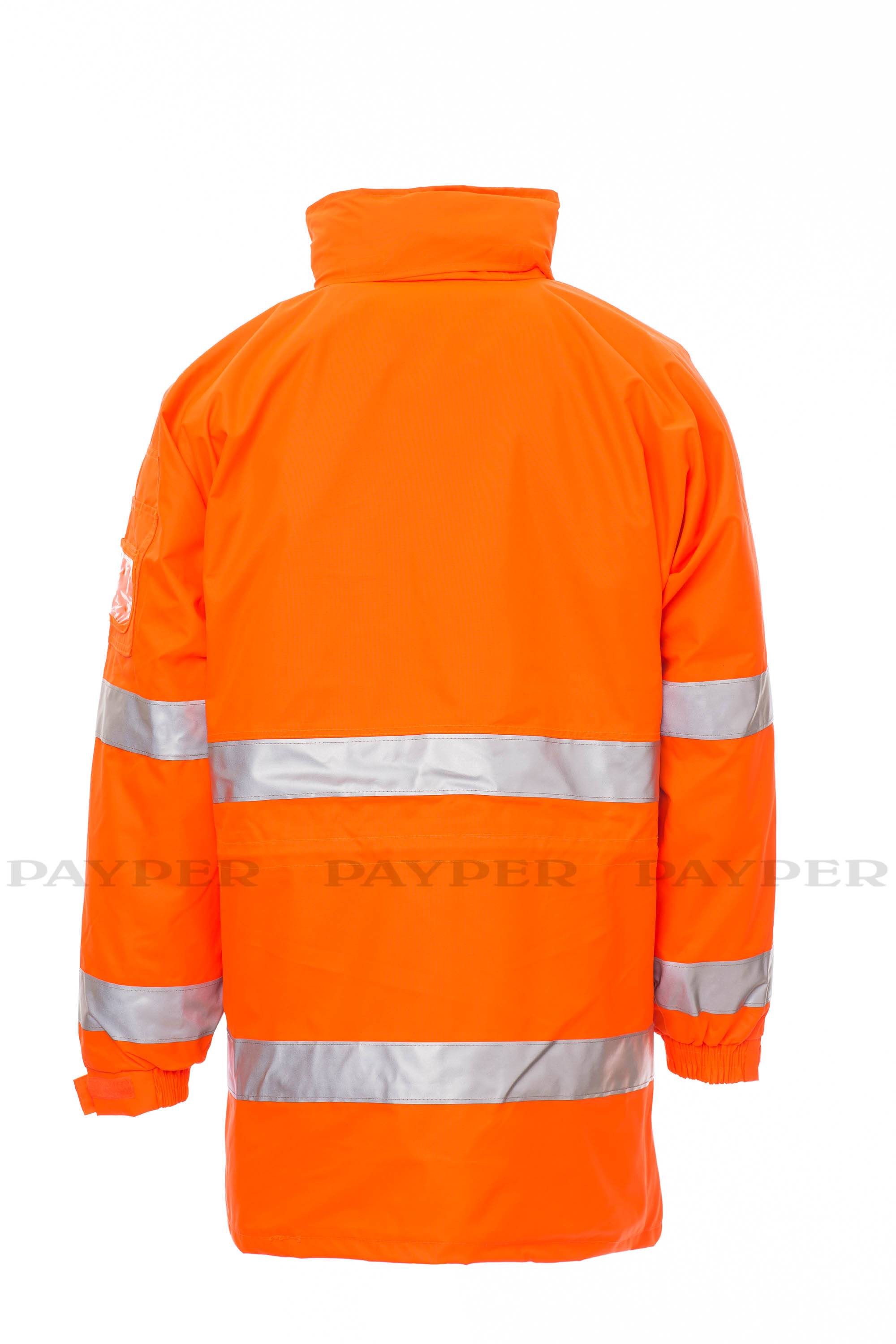 Hochsichtbare orangefarbene Sicherheitsjacke mit reflektierenden silbernen Streifen, von hinten auf einem einfachen weißen Hintergrund gezeigt.