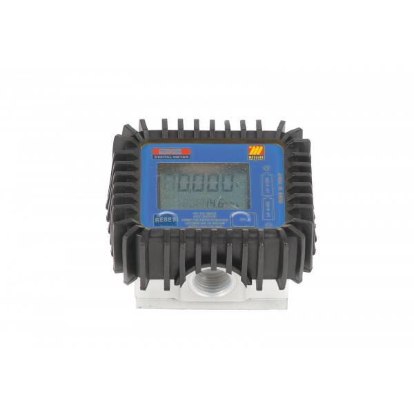 Digitale industrielle Timer-Anzeige mit blauem Bildschirm und schwarzen Kühlrippen, montiert auf weißer Basis.