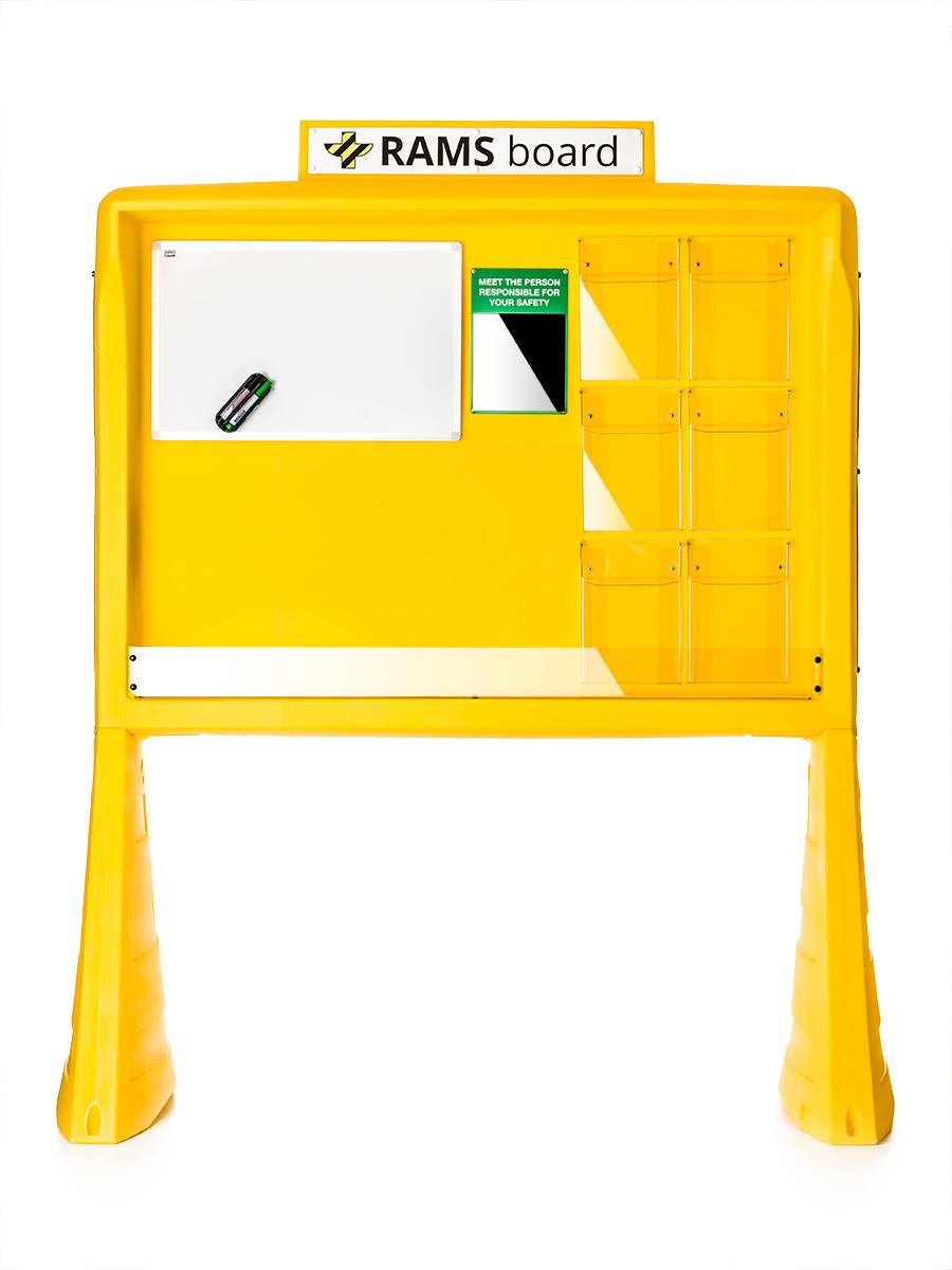 Gelbes RAMS-Anzeigeschild für Sicherheitsmitteilungen mit Whiteboard und mehreren Dokumenttaschen