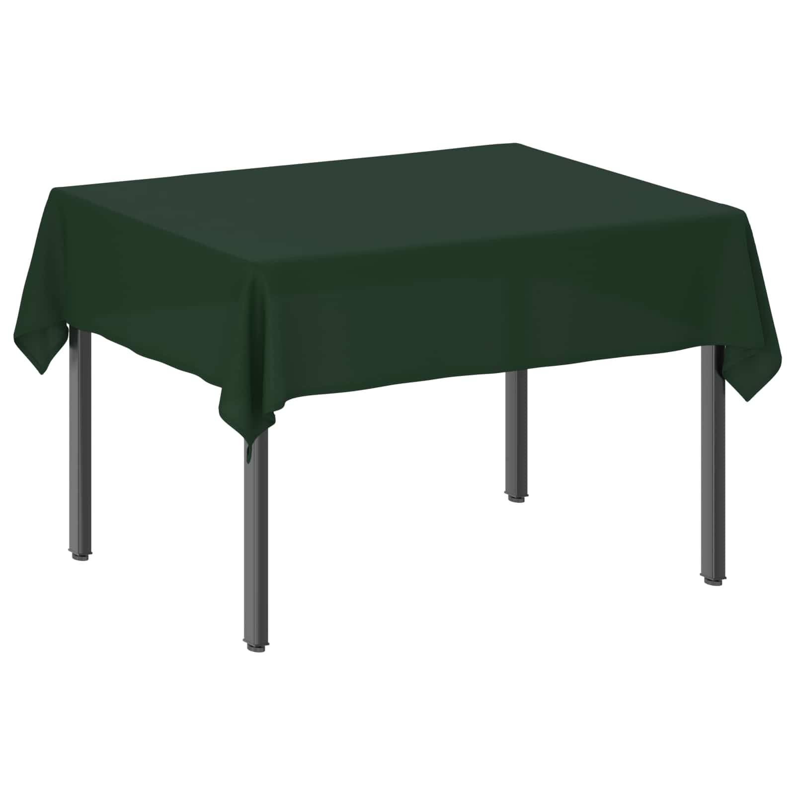 Ein rechteckiger Tisch mit einer dunkelgrünen Tischdecke, dargestellt auf einem einfachen weißen Hintergrund.