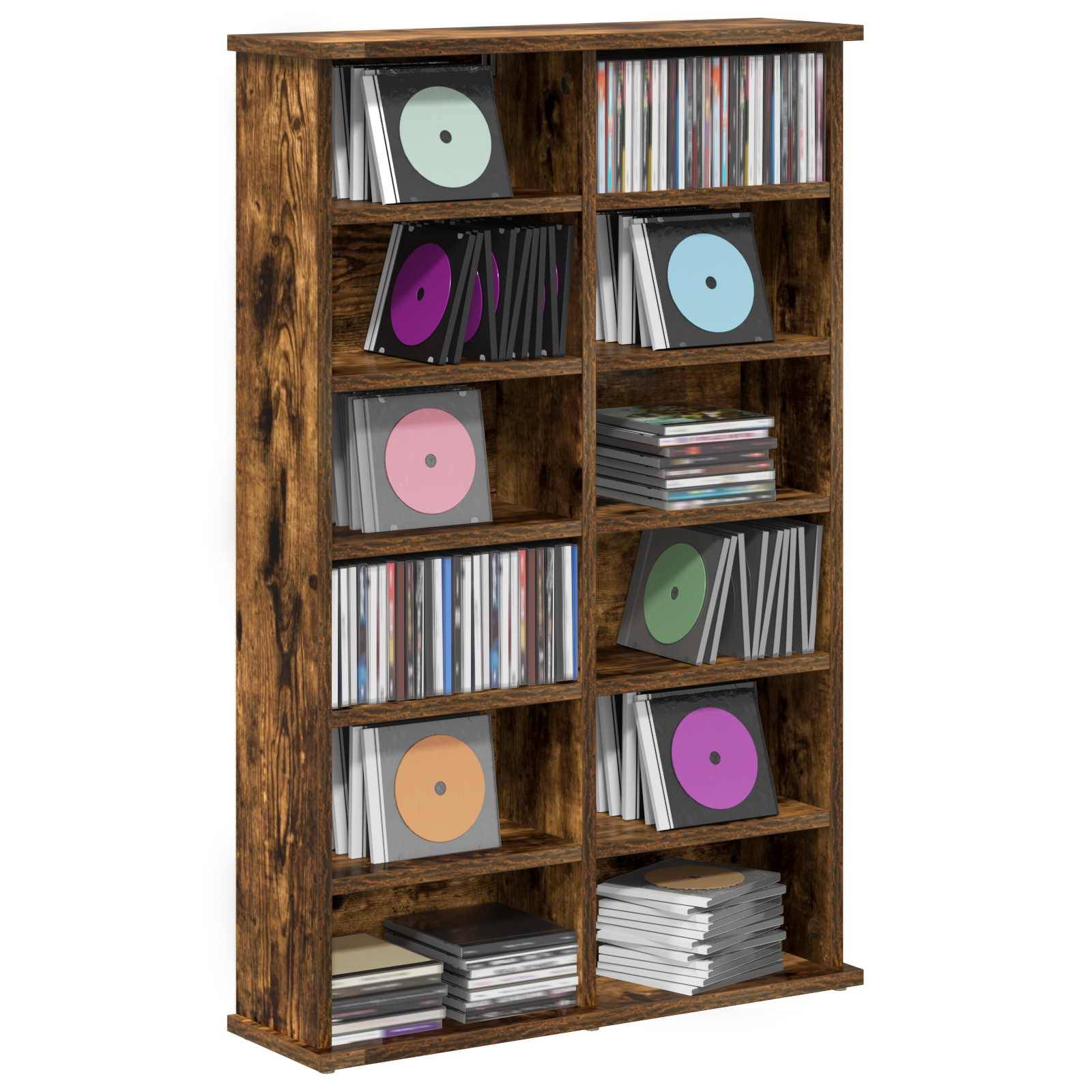 Holzregal gefüllt mit CDs und Jewel Cases, angeordnet in mehreren Fächern zur Musikaufbewahrung.