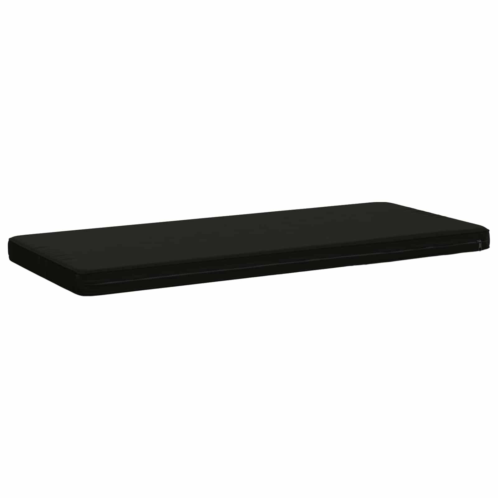 Schwarze rechteckige geschlossene Laptop- oder Tablet-Tasche auf weißem Hintergrund.