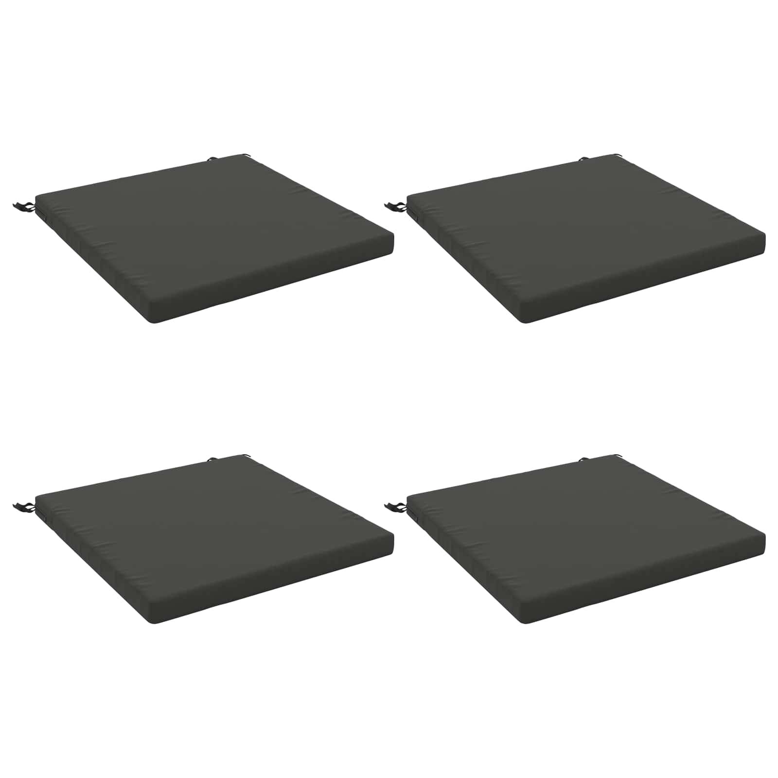 Vier dunkelgraue quadratische Sitzkissen in einem 2x2-Layout auf weißem Hintergrund dargestellt.