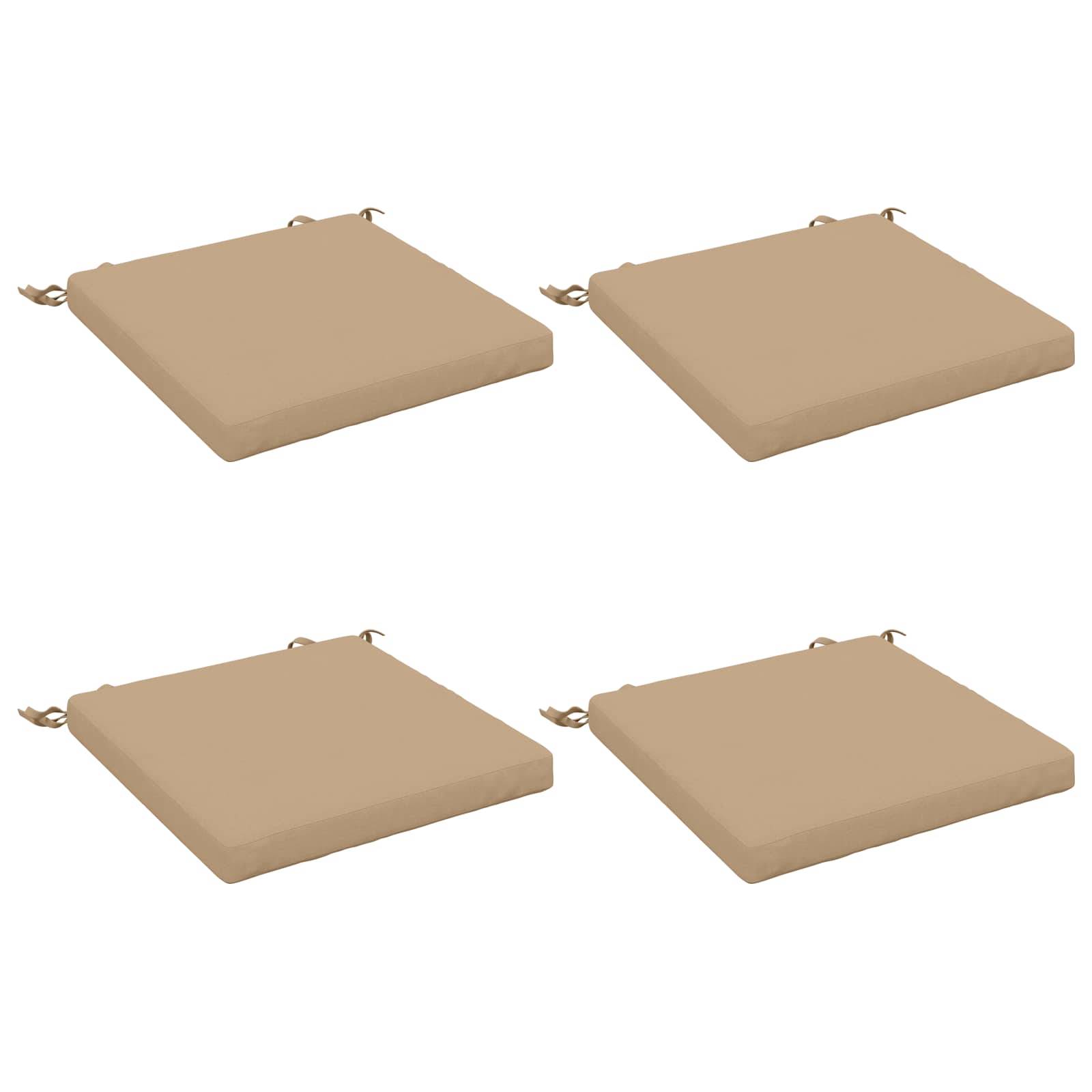 Vier beige quadratische Sitzkissen mit Eckbändern in einem 2x2-Raster auf weißem Hintergrund angeordnet.