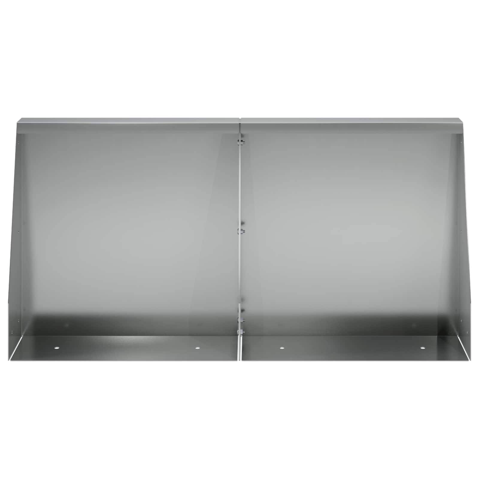 Leerer grauer Metallvitrinenschrank oder Schrank, von vorne betrachtet, mit zwei aufgeklappten Scharnirtüren, die das Innere zeigen.