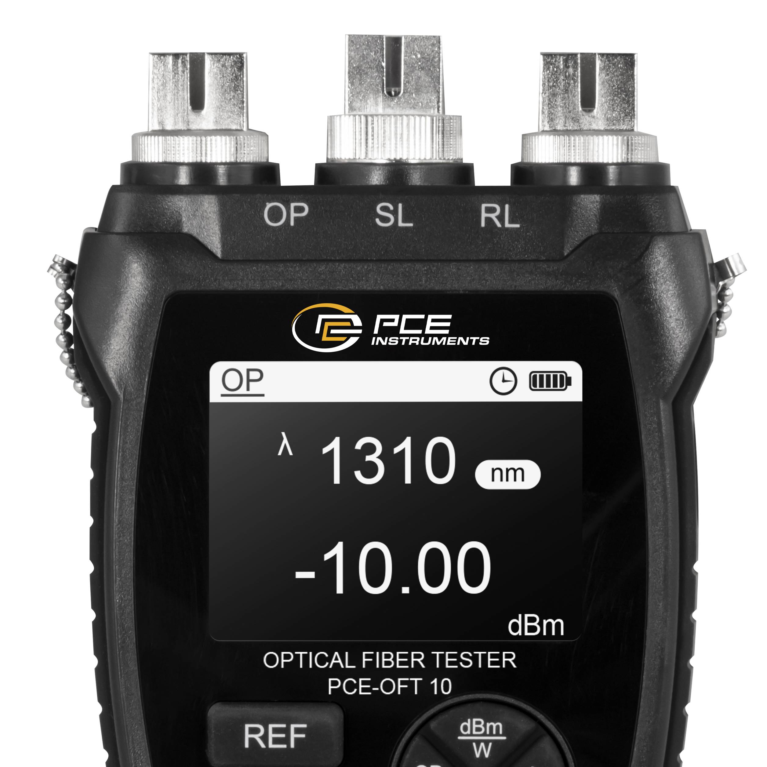 Tragbarer optischer Fasertester PCE mit Anzeige von Ausgangsleistung und Dämpfungswerten, mit drei Faserstutzen mit den Bezeichnungen OP, SL und RL.