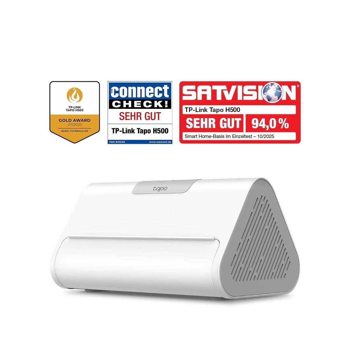 Weiße TP-Link Tapo Smart-Home-Basisstation mit drei Auszeichnungsbadges darüber: Gold Award, connect 'SEHR GUT' und SATVISION 'SEHR GUT 94.0%'.