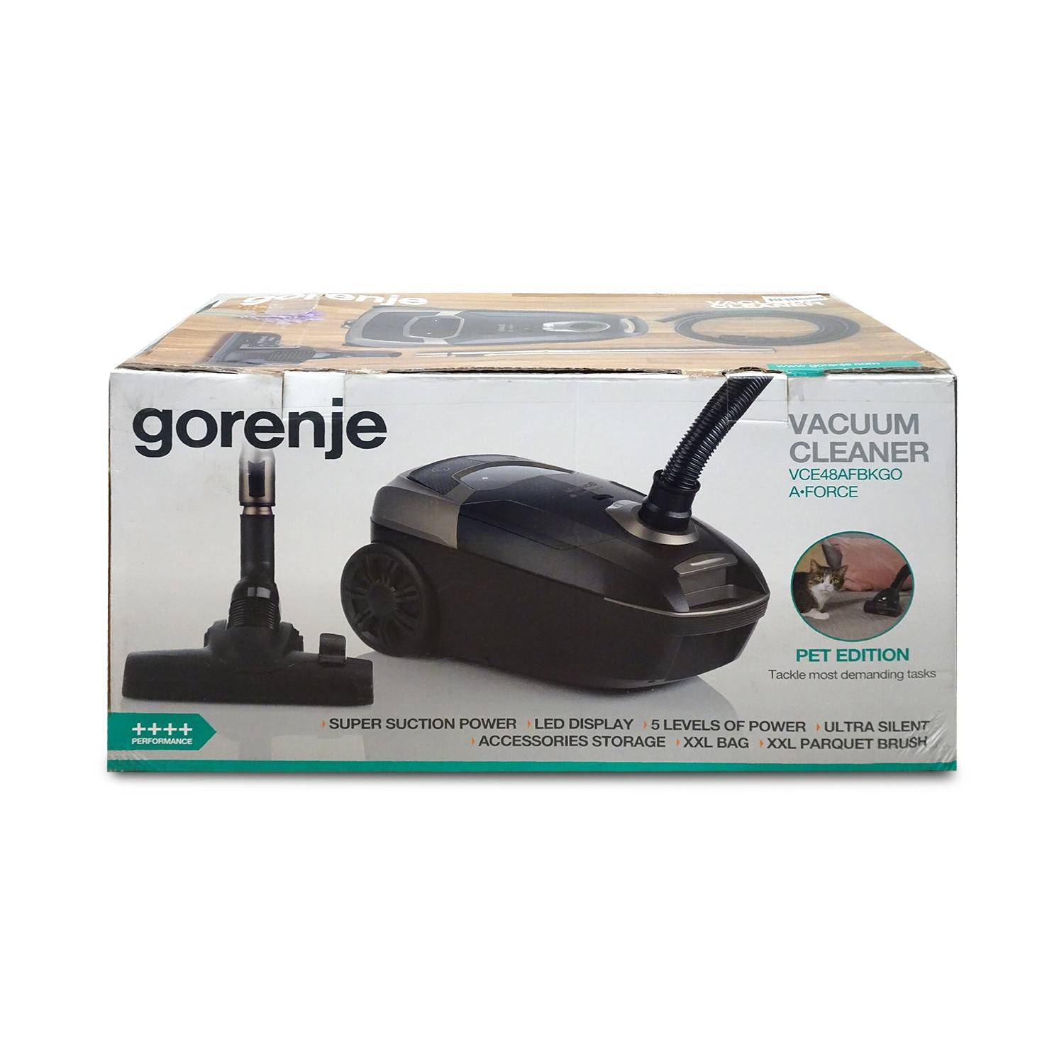 Gorenje 'Staubsauger' Box mit einem schwarzen Behälterstaubsauger, Schlauch und Bodenbürste, gekennzeichnet mit 'Pet Edition' mit Funktionssymbolen und Leistungsansprüchen.