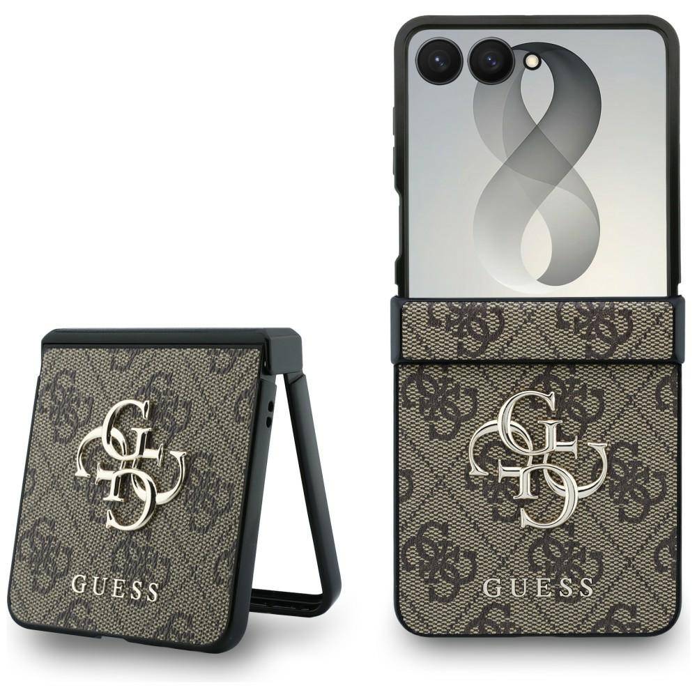 Guess Monogramm-Handyhülle, geschlossen mit Ständer zum Aufklappen und geöffnet auf einem Telefon dargestellt, mit Kartenfach und Logo-Details.