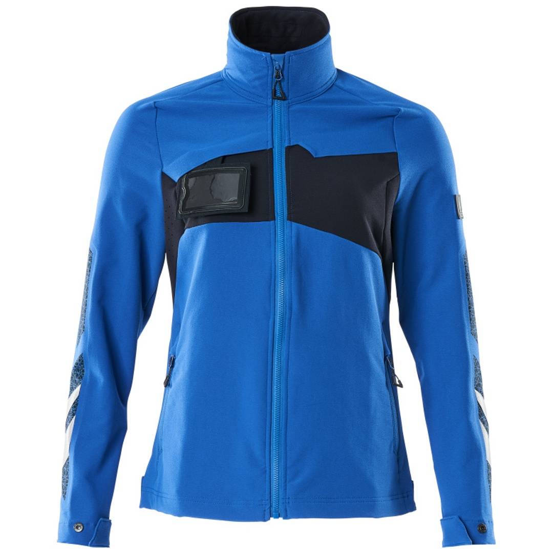 Blau-schwarze Jacke mit Reißverschluss und hohem Kragen, Vordertaschen und langen Ärmeln, auf weißem Hintergrund präsentiert.