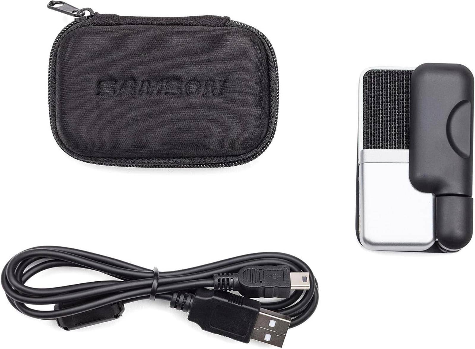 Schwarze Samson-Transporttasche, Clip-On-Kamerazubehör und USB-Kabel auf weißem Hintergrund.