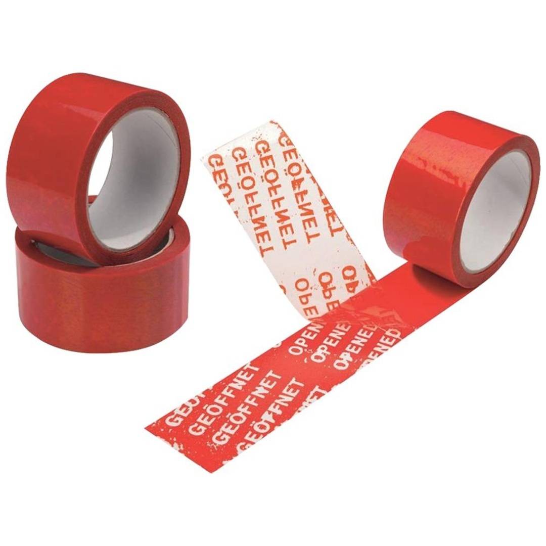 Drei Rollen rotes Klebeband, zwei mit gedrucktem Warntext, eine Rolle teilweise abgewickelt auf weißem Hintergrund.