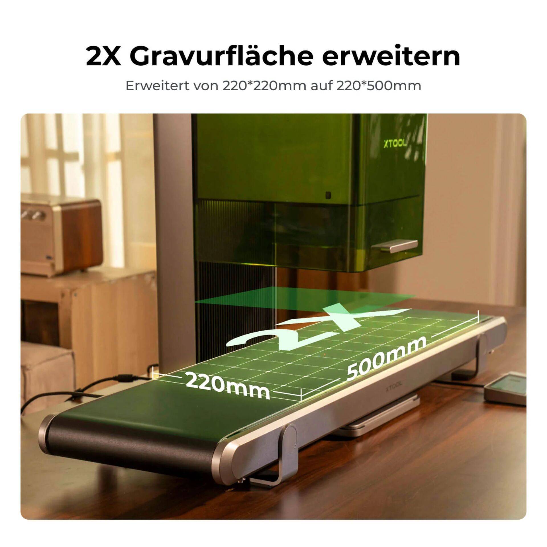 Lasergraviermaschine mit erweitertem Arbeitsbereich; Text besagt '2X Gravurfläche erweitern' und 'Erweitert von 220*220mm auf 220*500mm', zeigt eine Größenerhöhung von 220mm auf 500mm.