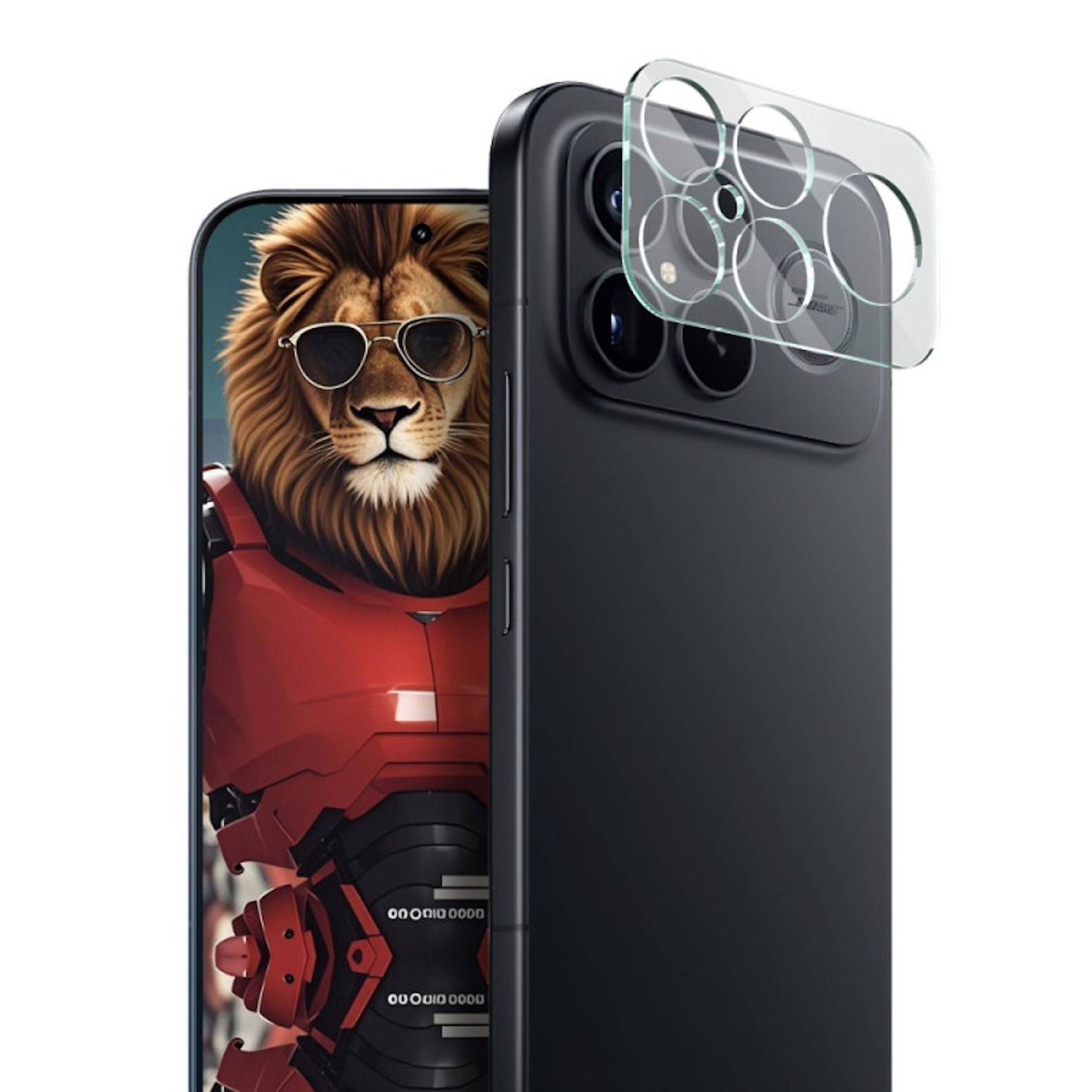 Schwarzes Smartphone von vorne und hinten gezeigt, mit einem Löwen-Wallpaper auf dem Bildschirm und einem durchsichtigen Multi-Objektiv-Schutz, der am hinteren Kamerabereich angebracht ist.