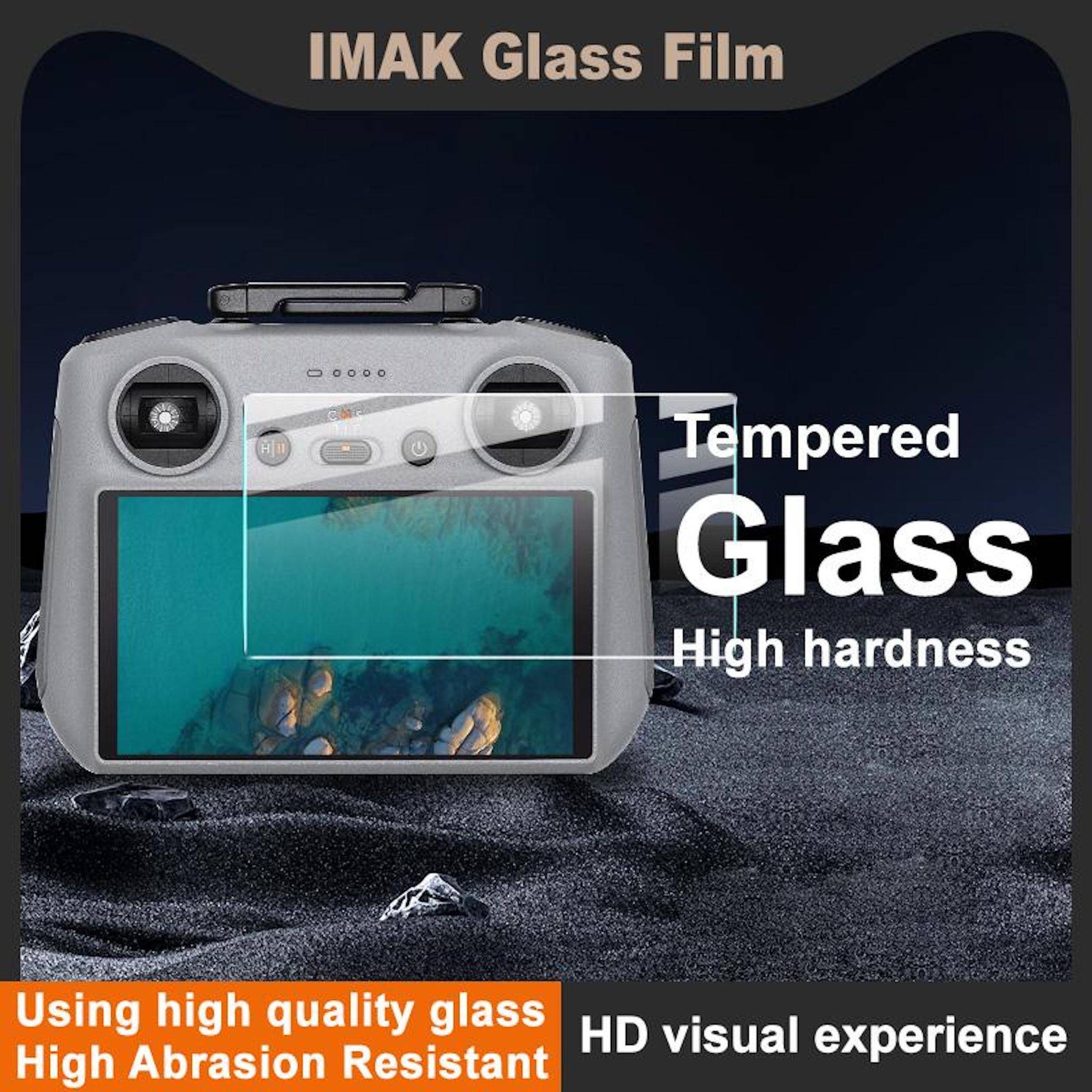 Werbebild für IMAK Glass Film mit einer Drohnensteuerung mit gehärtem Glassschirmschutz; der Text hebt „gehärtetes Glas