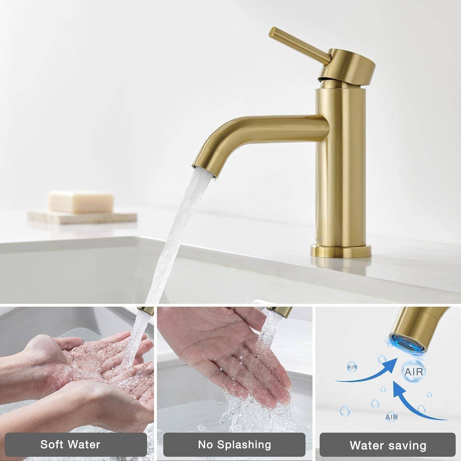 Goldfarbener Badezimmerwasserhahn mit fließendem Wasser über dem Waschbecken, mit eingeblendeten Beschriftungen, die „Weiches Wasser