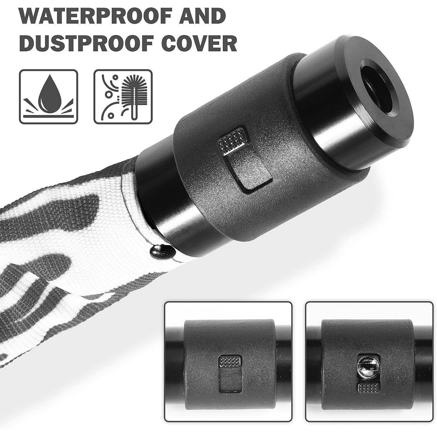 Nahaufnahme einer Taschenlampen-Endkappe mit einem Etikett „wasserdichter und staubdichter Verschluss