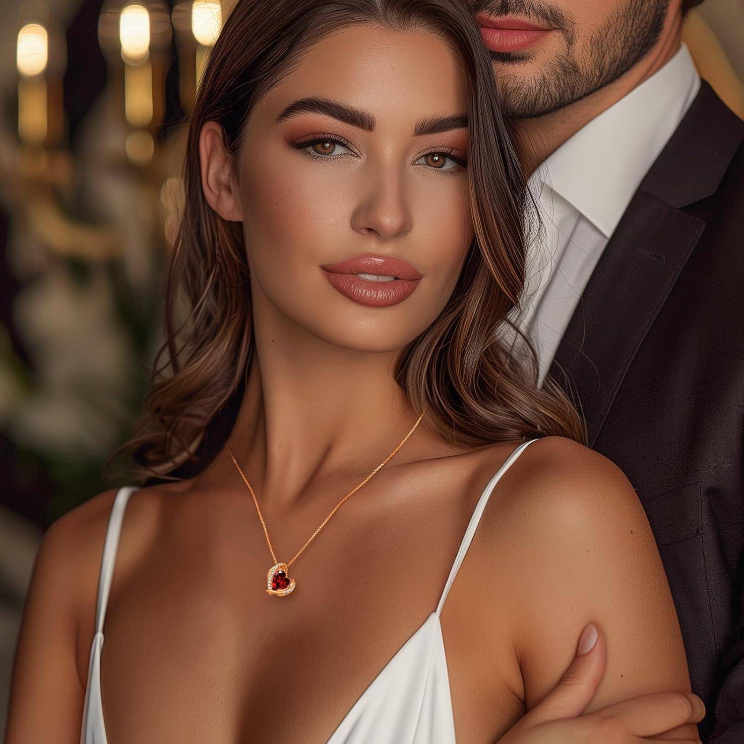 CDE Kette Damen Rosegold Herz Halskette für Frauen Schmuck mit Elegante Geschenkverpackung Weihnachten Geschenk für Sie Frau Freundin Mama Valentins