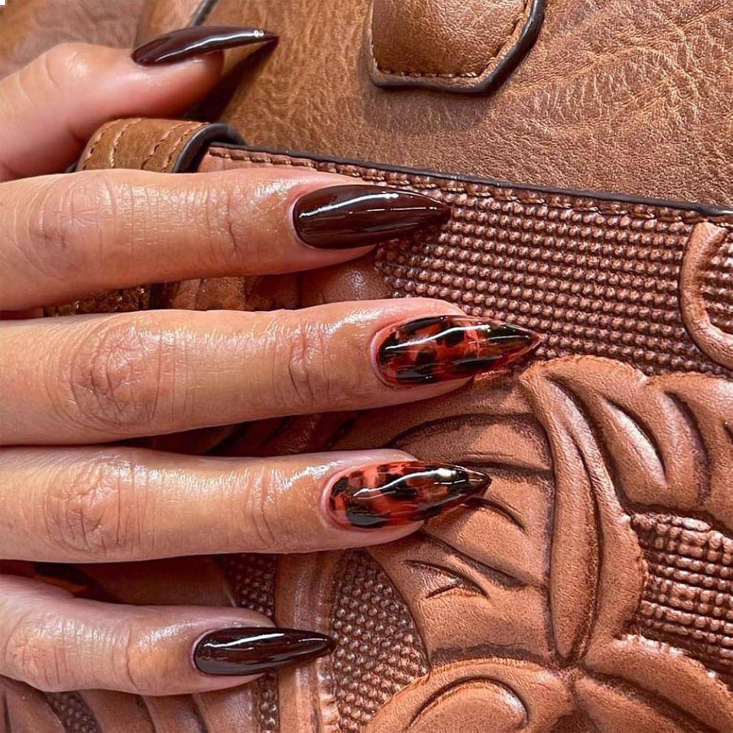 GlamRays 24 Stück Brown Press on Nails Leo Mittel-Mandarin Falsche Nägel Leopard Print Nails Herbst-Kleb-Nagel Design Acryl-Nagel Stiletto Falsche