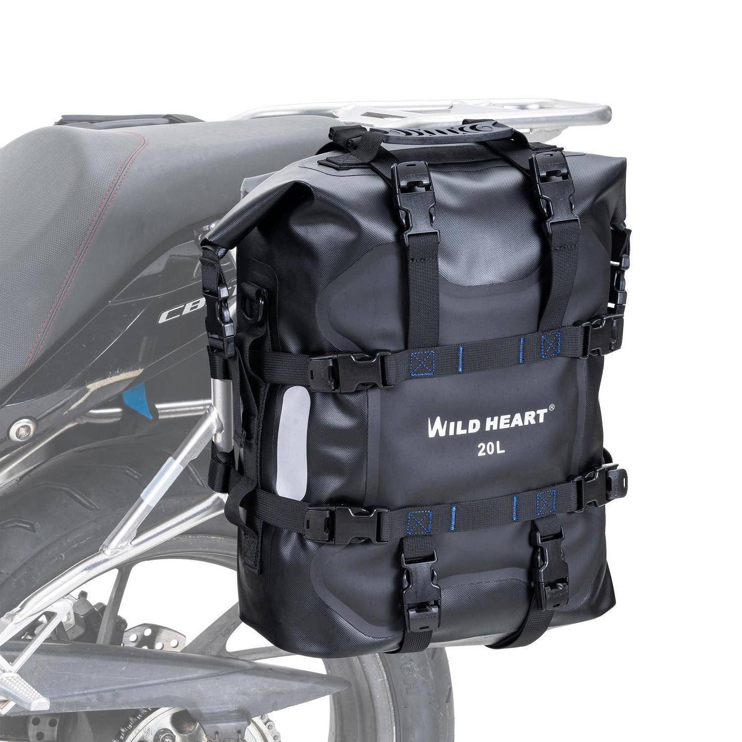 Schwarze wasserdichte Motorrad-Hecktasche, die an einem Gepäckträger befestigt ist, mit der Aufschrift „WILD HEART 20L