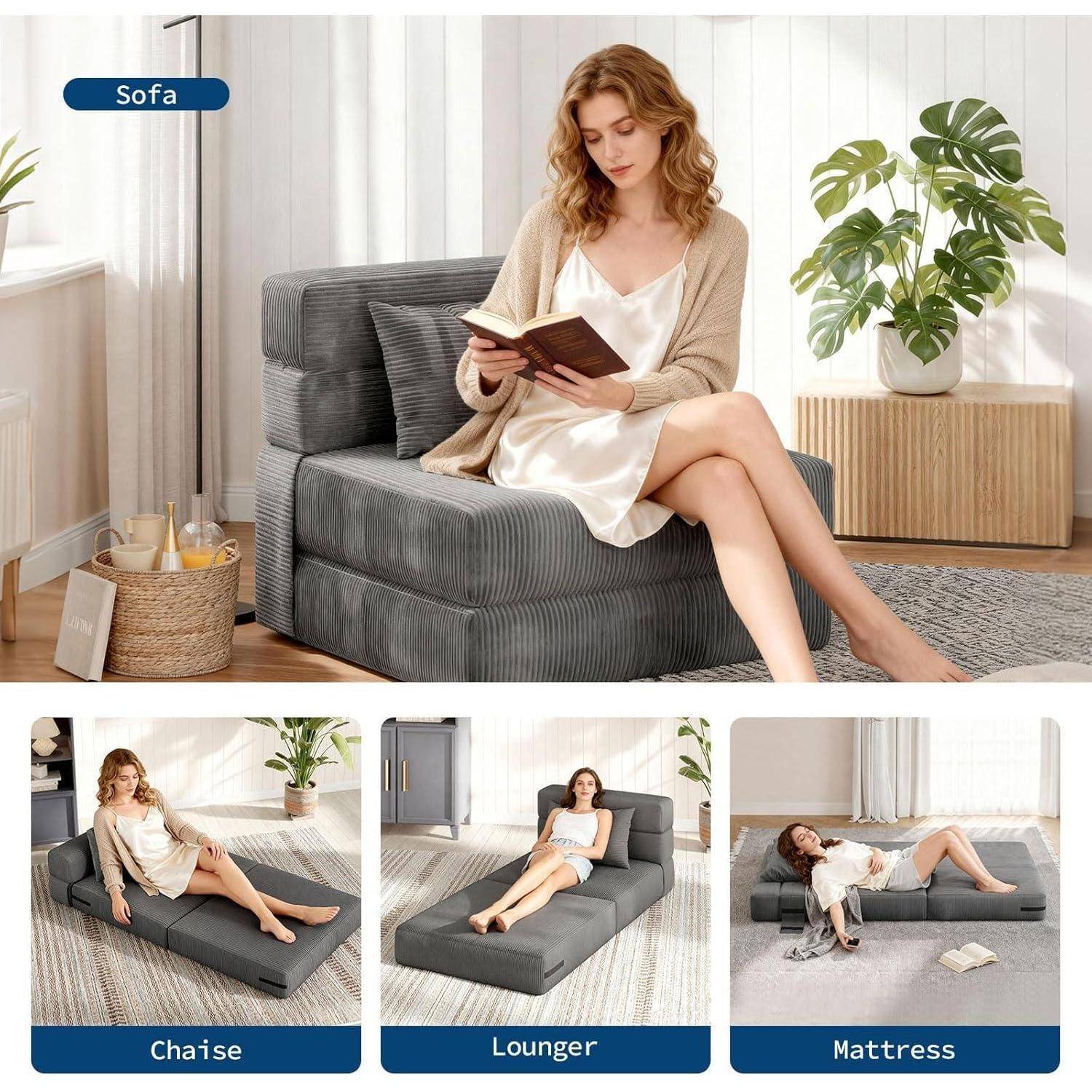 Produktbild, das ein graues Konvertible-Sofa zeigt, das als Stuhl, Chaiselongue, Liege oder Matratze verwendet wird, mit einer Frau, die in einem hellen Wohnzimmer liest.