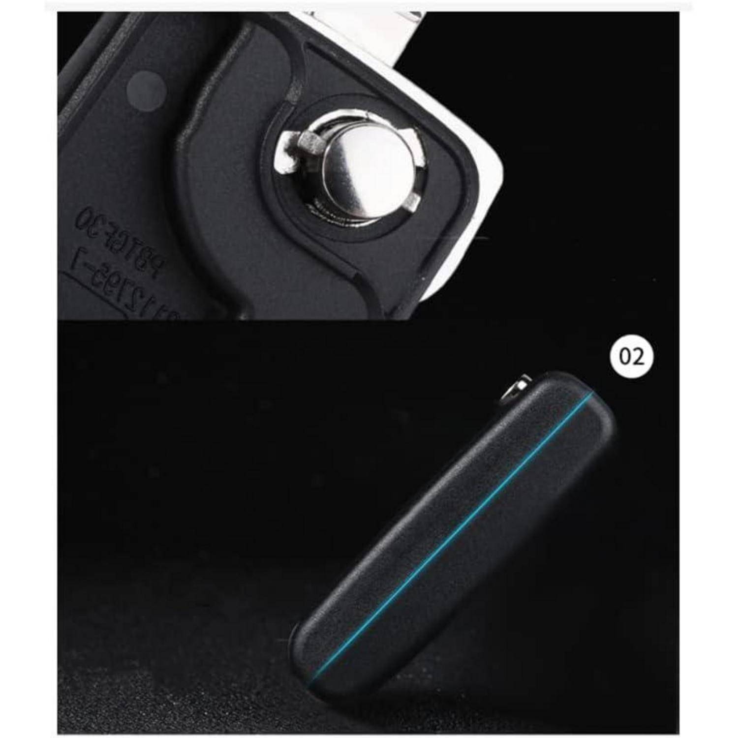 Nahaufnahmefoto eines schwarzen tragbaren Geräts oder Zubehörs mit einem kreisförmigen Metallknopf und einem schlanken Gehäuse mit einem blauen Lichtstreifen.