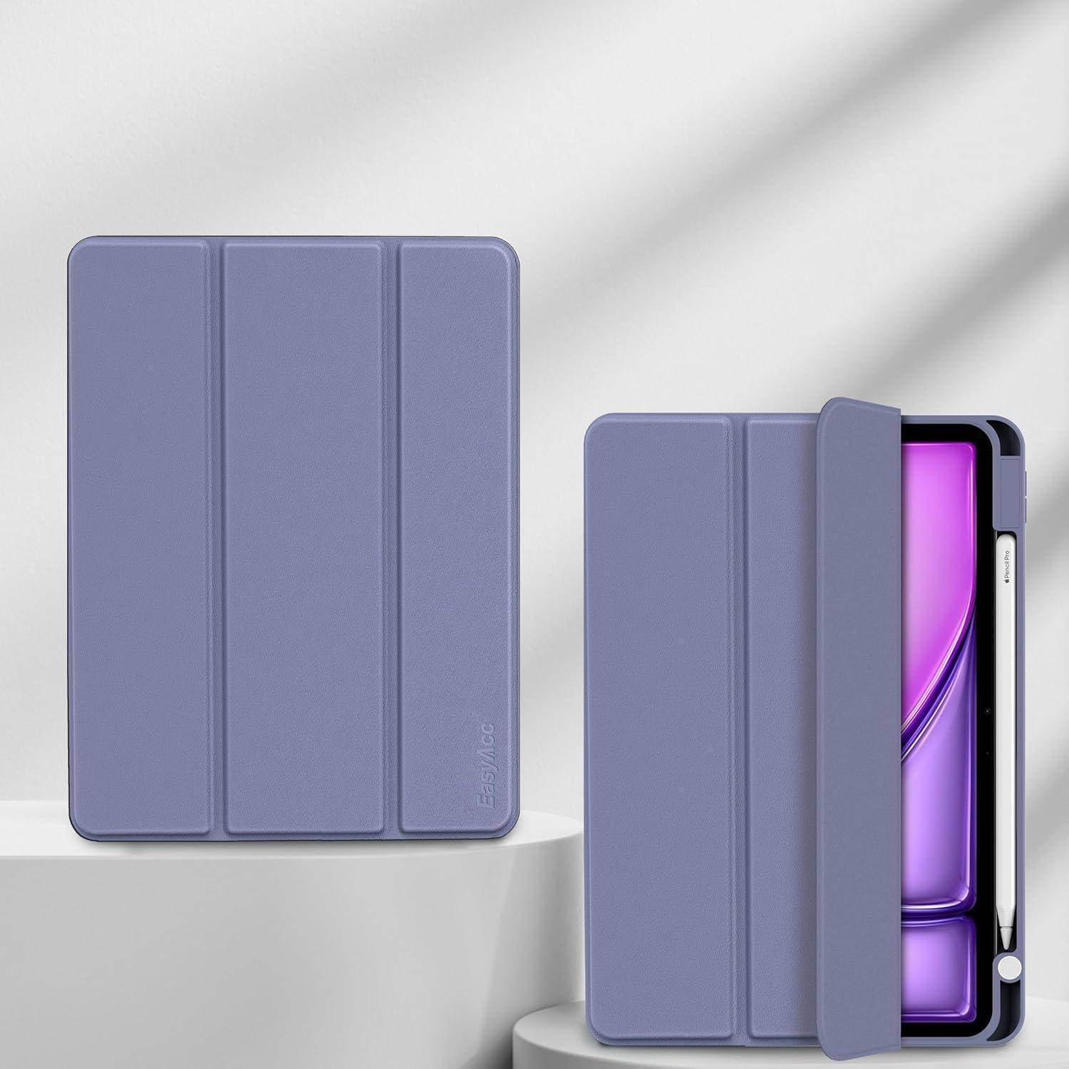 Zwei Lavendelfarben Tablet-Folio-Schutzhüllen werden gezeigt, eine geschlossen und eine offen um ein Tablet mit violettem Bildschirm auf hellem Studio-Hintergrund.