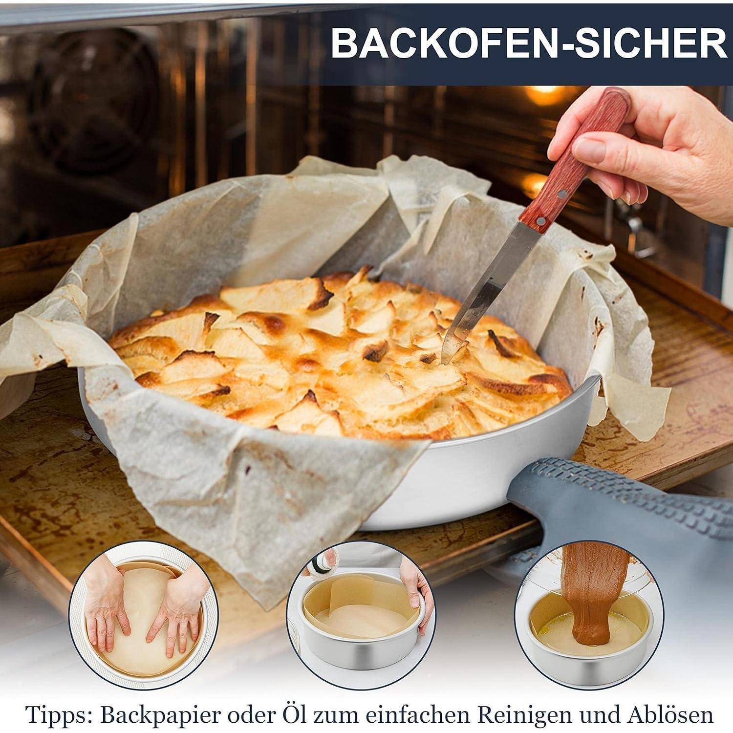 Hand hebt einen gebackenen Auflauf aus einer ofenfesten Schüssel, die mit Backpapier ausgekleidet ist; der Text sagt „OFENFEST" und empfiehlt die Verwendung von Backpapier oder Öl für einfaches Reinigen und Entfernen.
