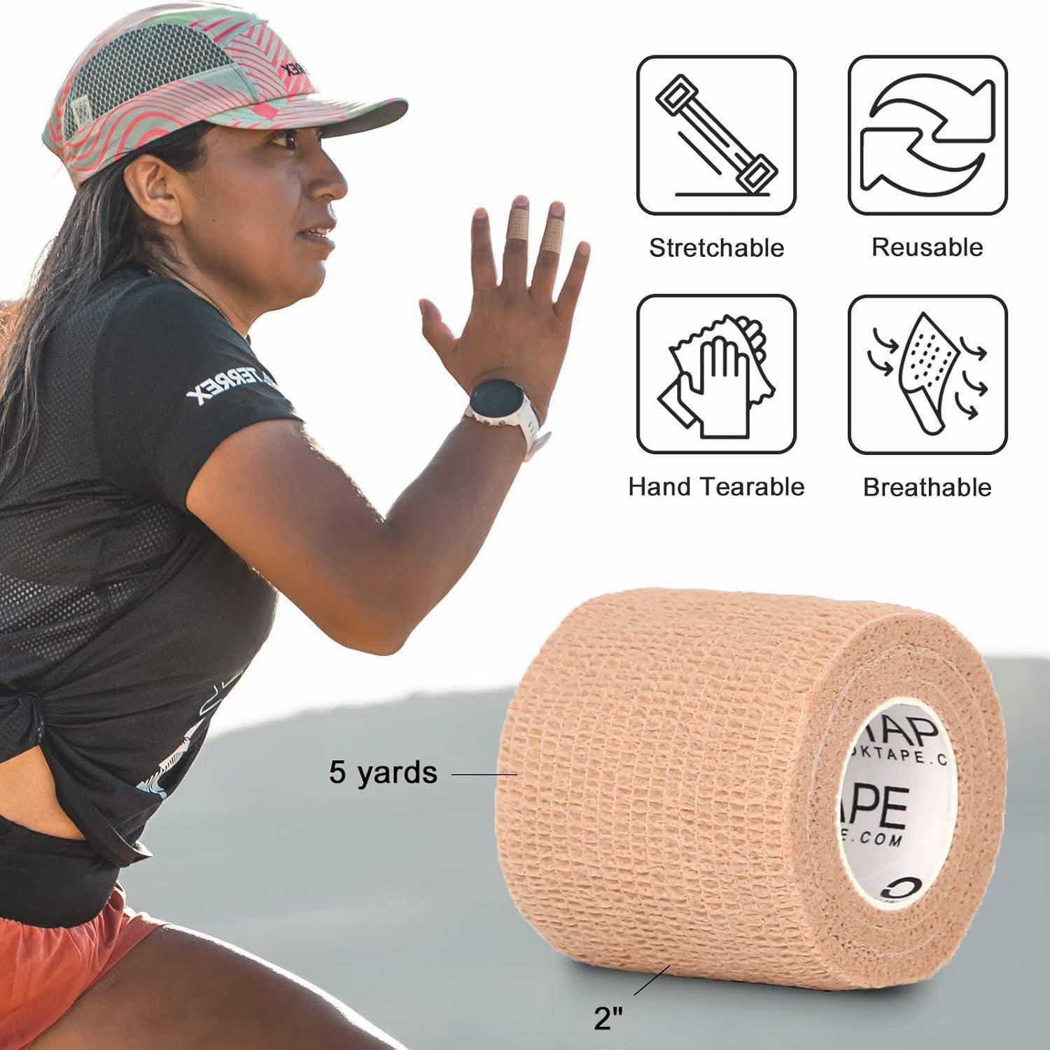 Athlet trägt beiges Kinesiologie-Tape an Arm und Handgelenk; Produktrolle mit Symbolen für dehnbar, wiederverwendbar, von Hand abreißbar und atmungsaktiv, plus 5 Yards und 2 Zoll Größe.
