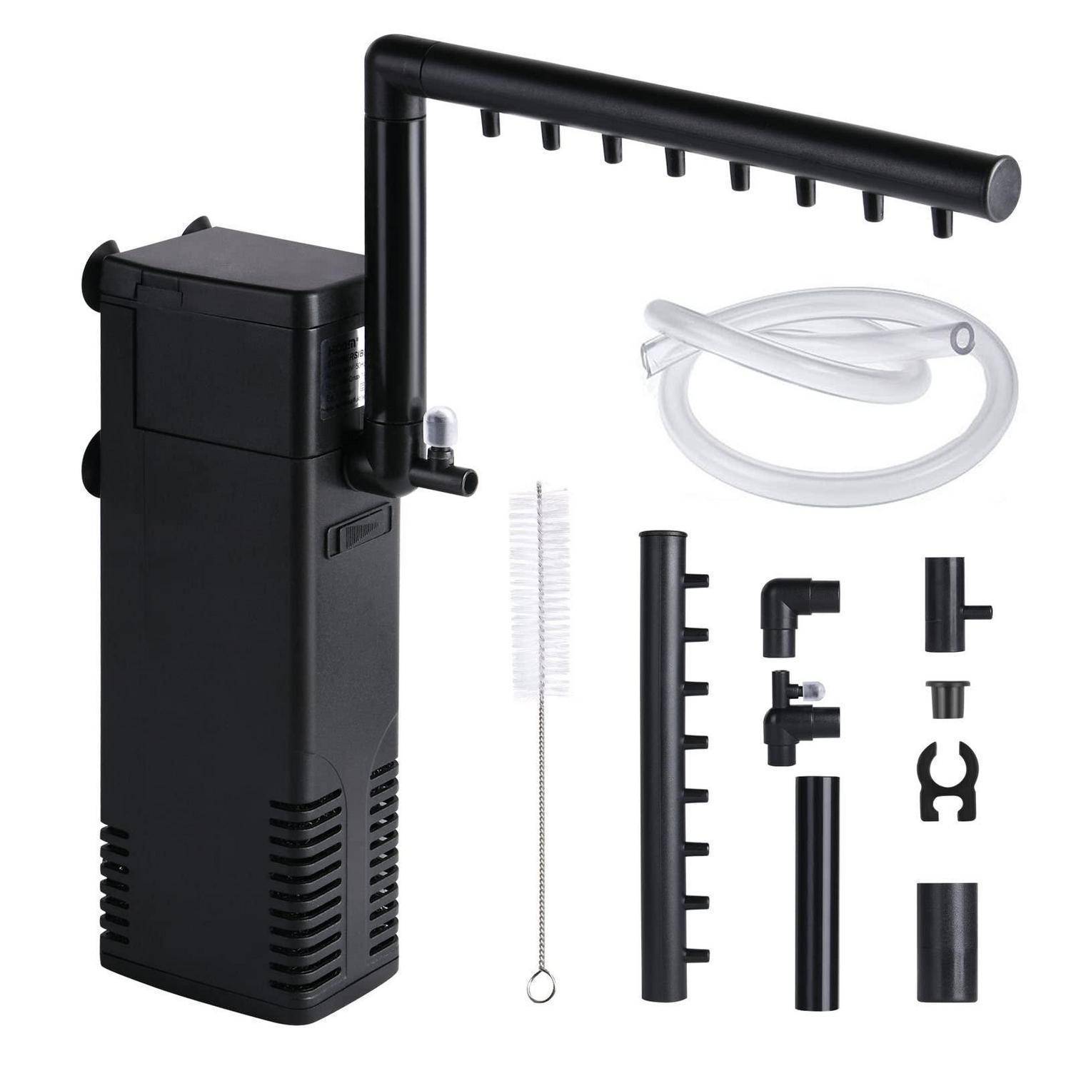 Schwarzes Aquariumfilterset mit Pumpeneinheit, Sprühstange, Schläuchen und verschiedenen Düsen/Bürstenaufsätzen auf weißem Hintergrund.