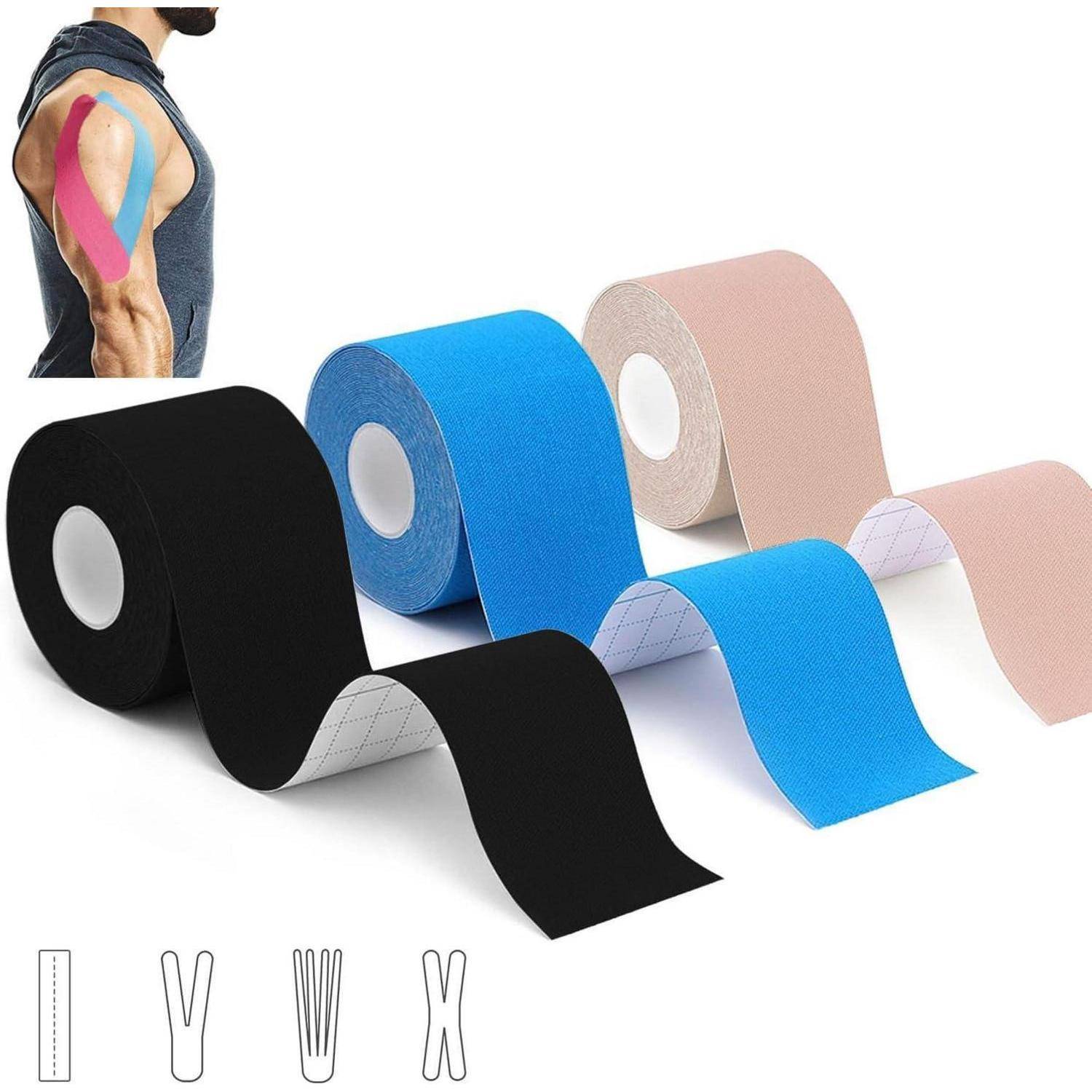 Rollen Kinesiologie-Tape in Schwarz, Blau und Beige mit einer Vergrößerung, die angebrachtes farbiges Tape auf einer Schulter und kleine Diagramme von Tape-Schnittmustern zeigt.