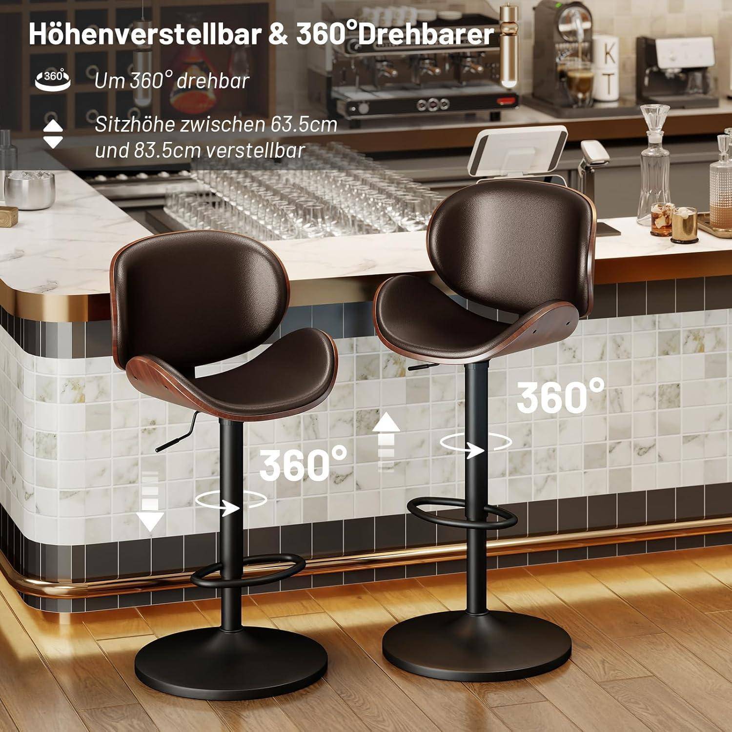 Zwei verstellbare Barhocker in einer Küche dargestellt, gekennzeichnet mit 360° Drehung und Sitzhöhe verstellbar von 63,5 cm bis 83,5 cm.