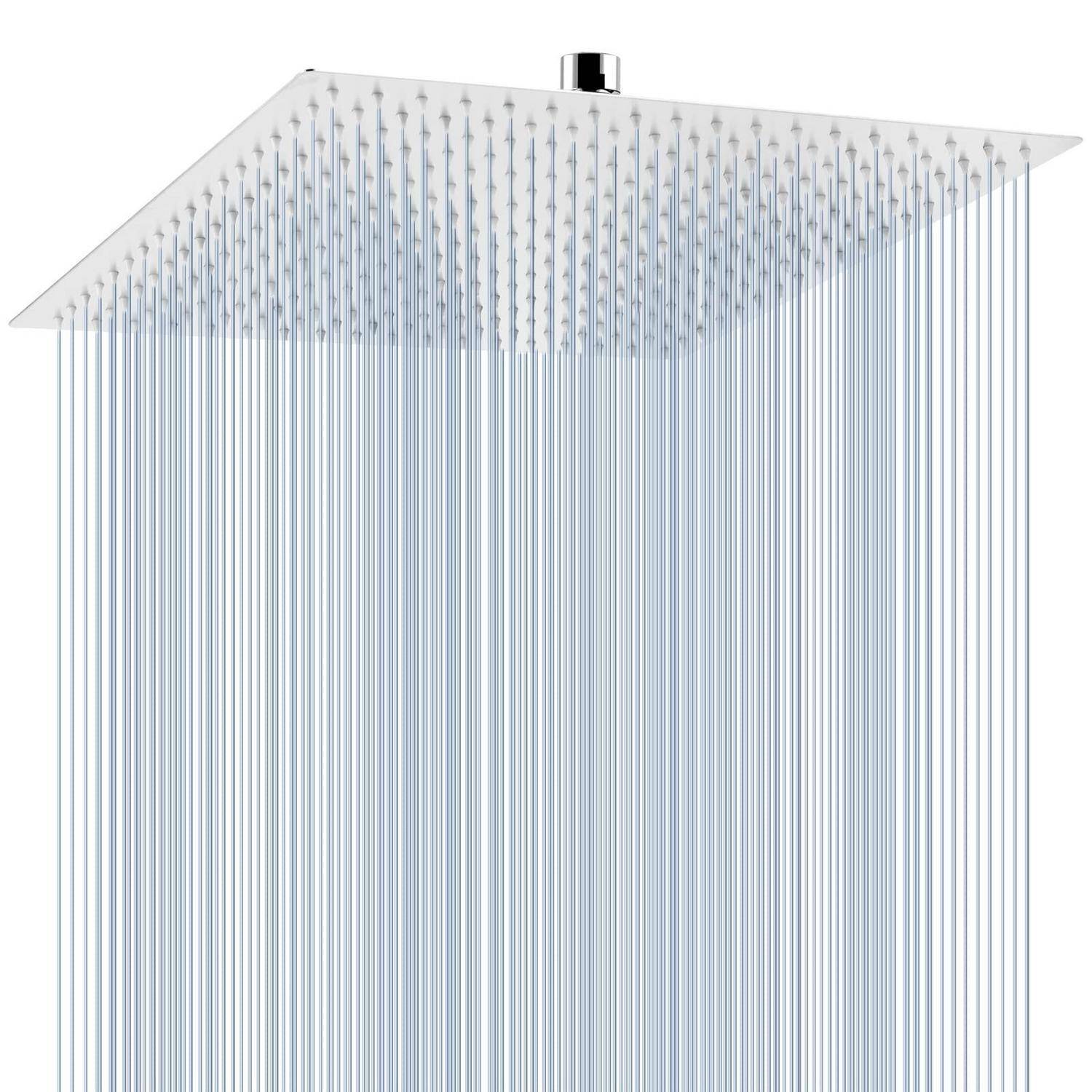 Transparenter quadratischer Regenduschkopf mit vielen dünnen Wasserstrahlen, die nach unten fallen