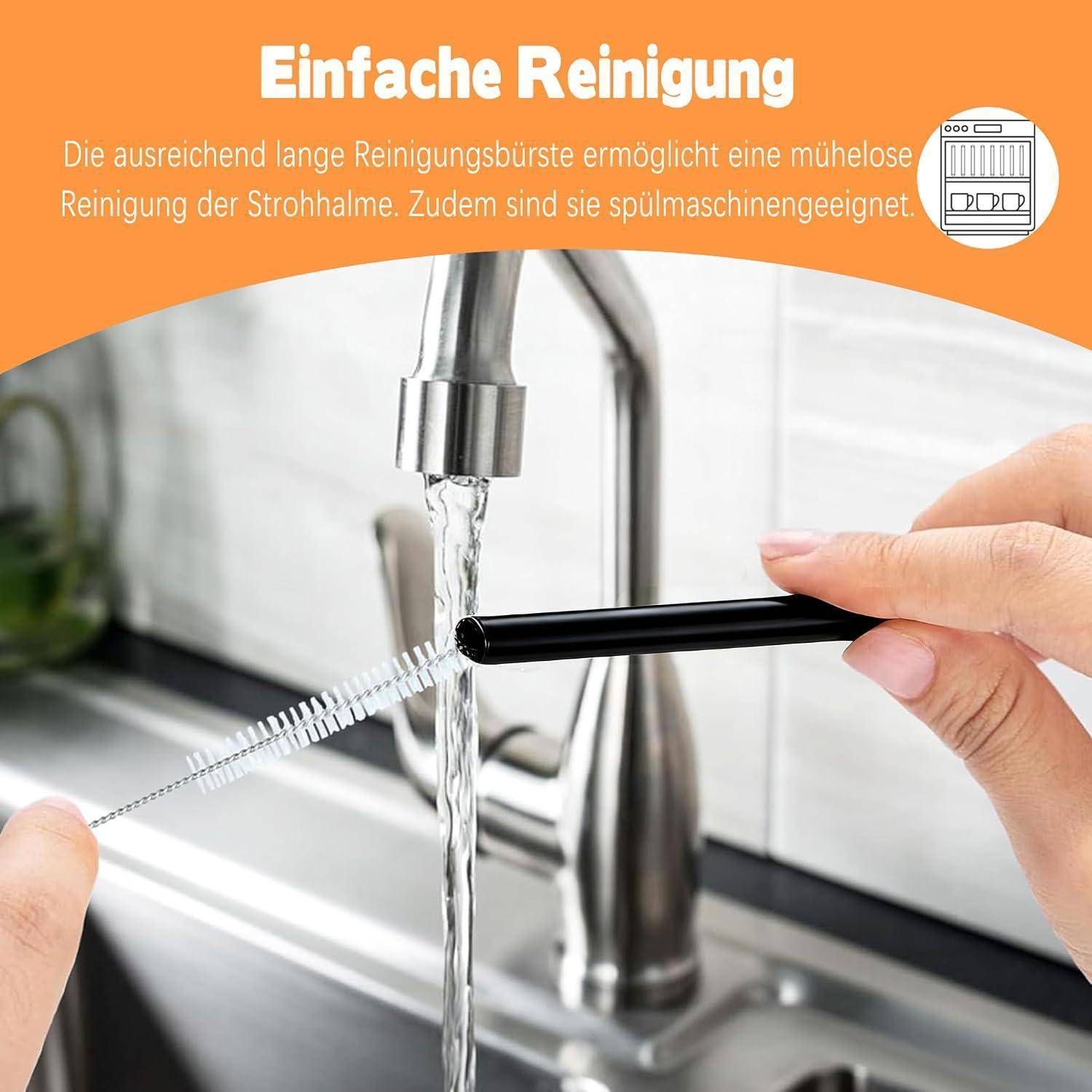 Manuelle Reinigung eines wiederverwendbaren Strohhalms mit einer langen Bürste unter dem fließenden Wasser aus dem Küchenhahn; der deutsche Text sagt „Einfache Reinigung